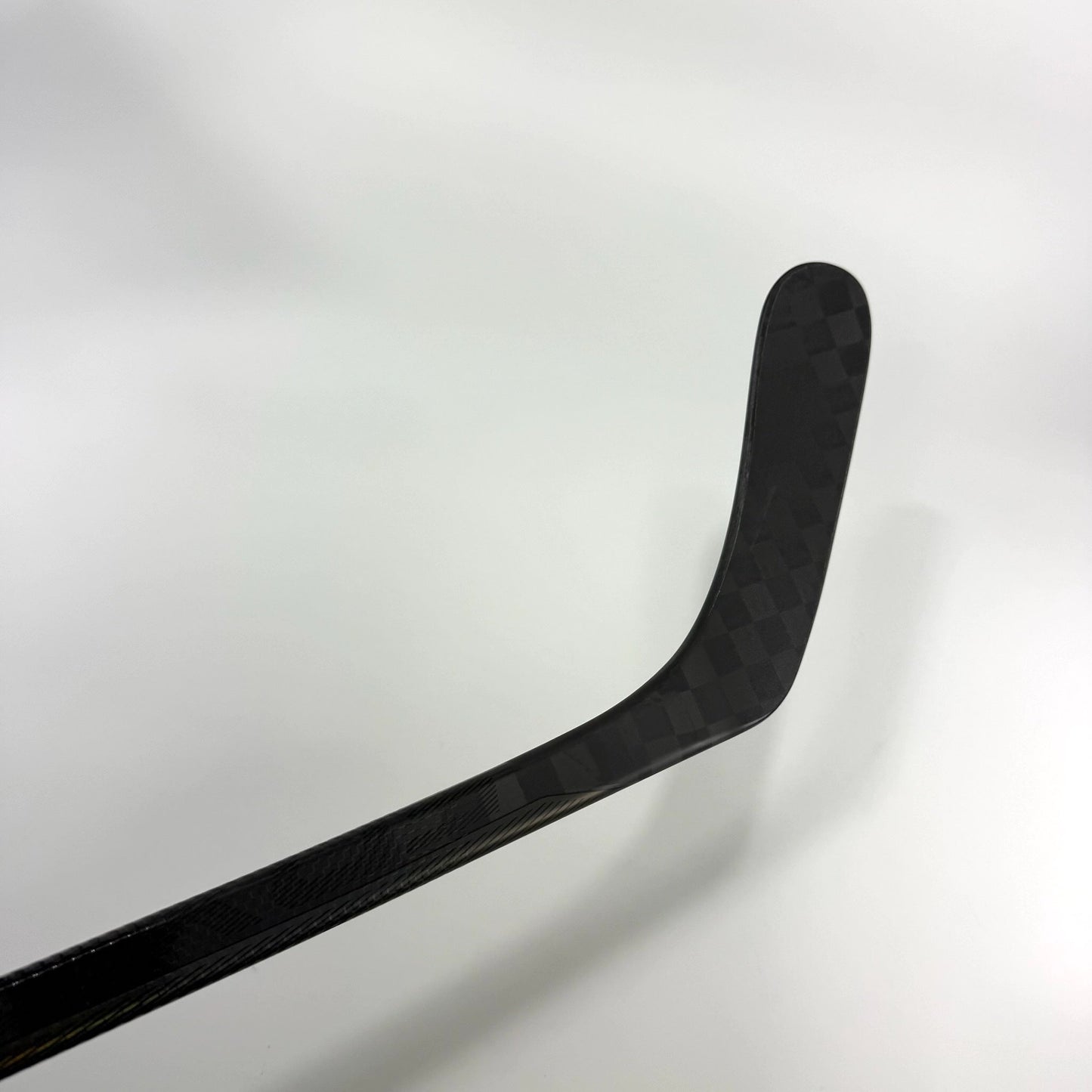 New Left Red Bauer Nexus Tracer | 102 Flex Custom Curve | R533 - Top Flight Hockey