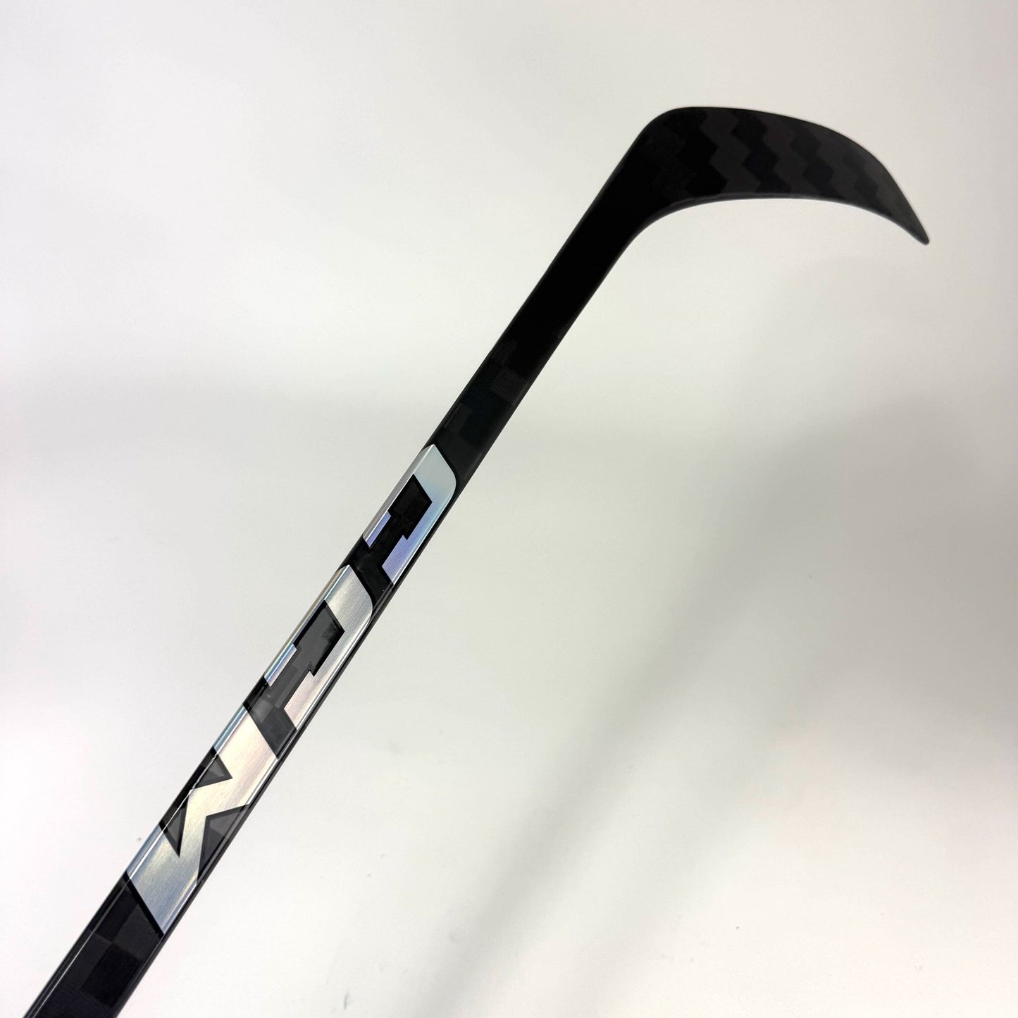 New Left Red CCM Jetspeed FT8 Pro | 80 Flex P28M Curve Grip | Ashcroft | J495 - Top Flight Hockey