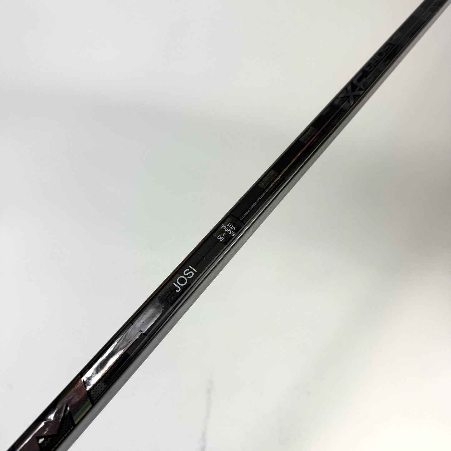 New Left CCM Tacks XF Ghost | 90 Flex P86 Curve Grip | Roman Josi | J464