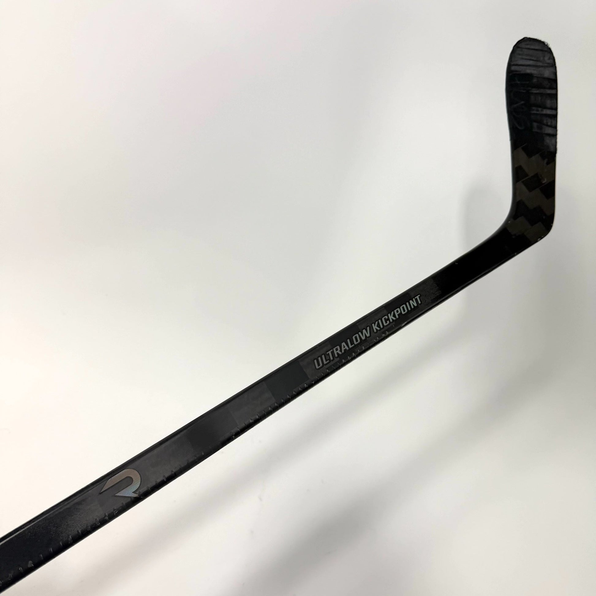 Used Left CCM Ribcor Trigger 10 Pro | 100 Flex P28 Curve Grip | AB987 - Top Flight Hockey