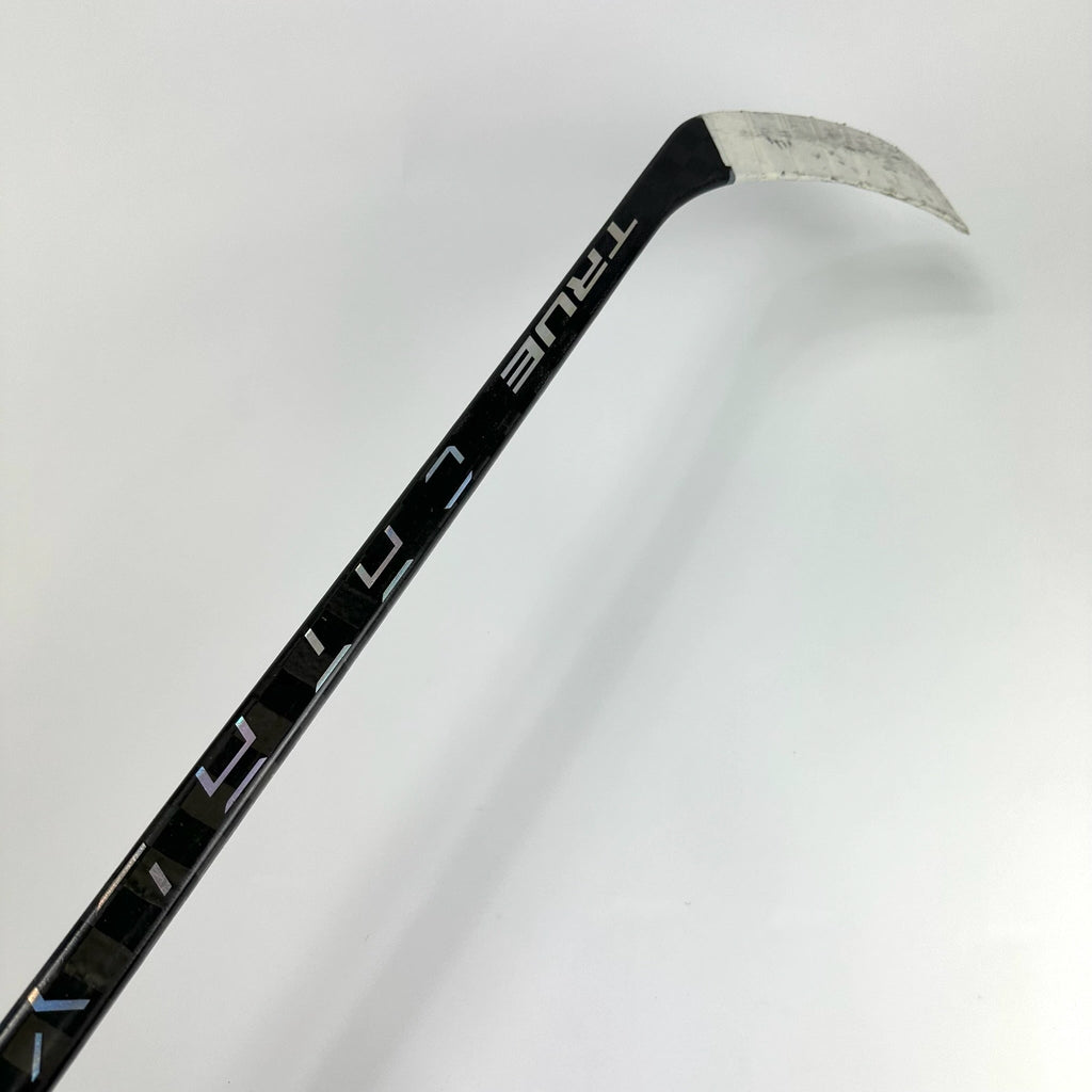 Used Left True Catalyst 9X | P28 Curve 80 Flex Grip | K412 - Top Flight Hockey