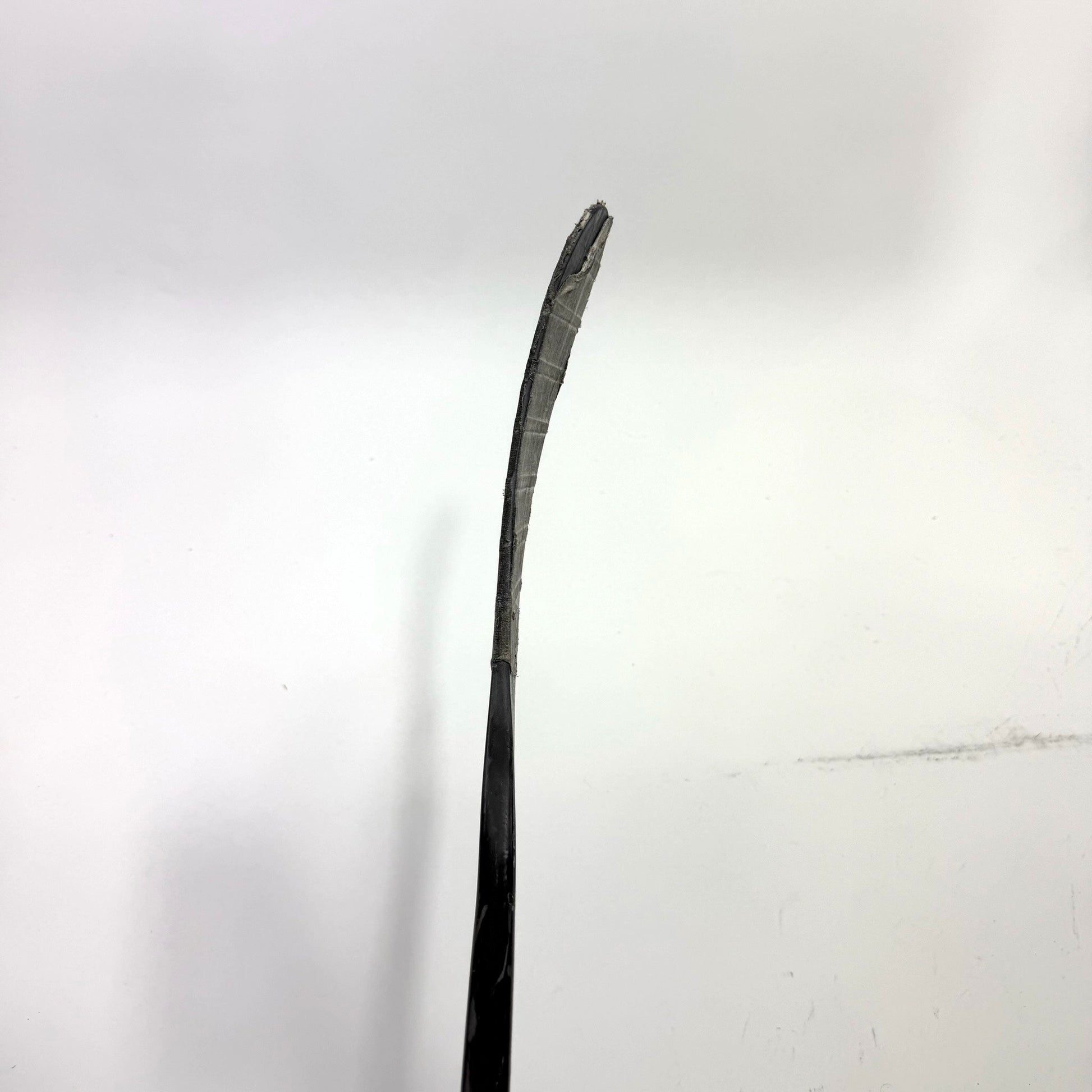 Used Left CCM UltraTacks | 105 Flex P28M Curve Grip | Edmundson | BH235 - Top Flight Hockey