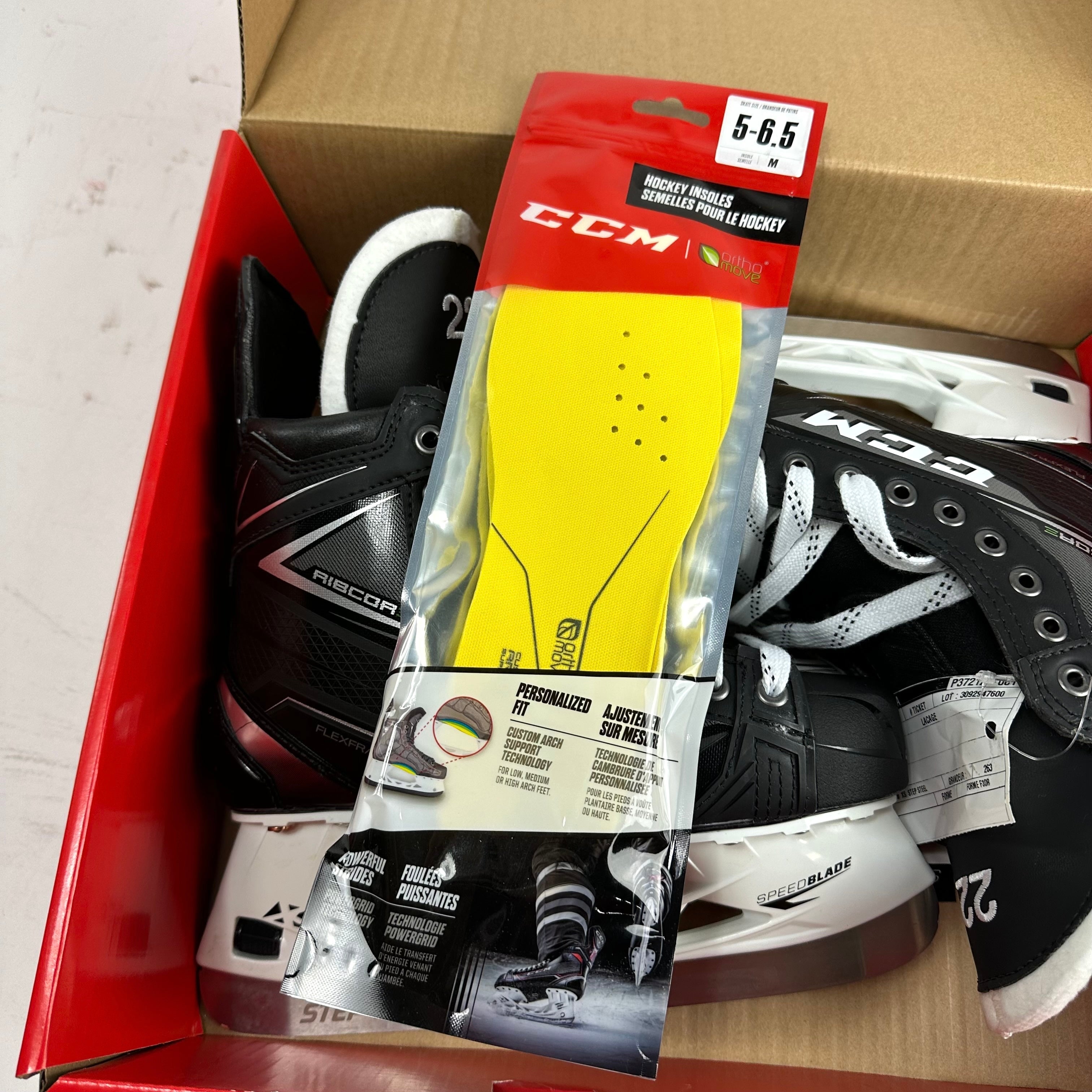 New CCM Ribcor 80K Skates | Size 6.5 D | M293