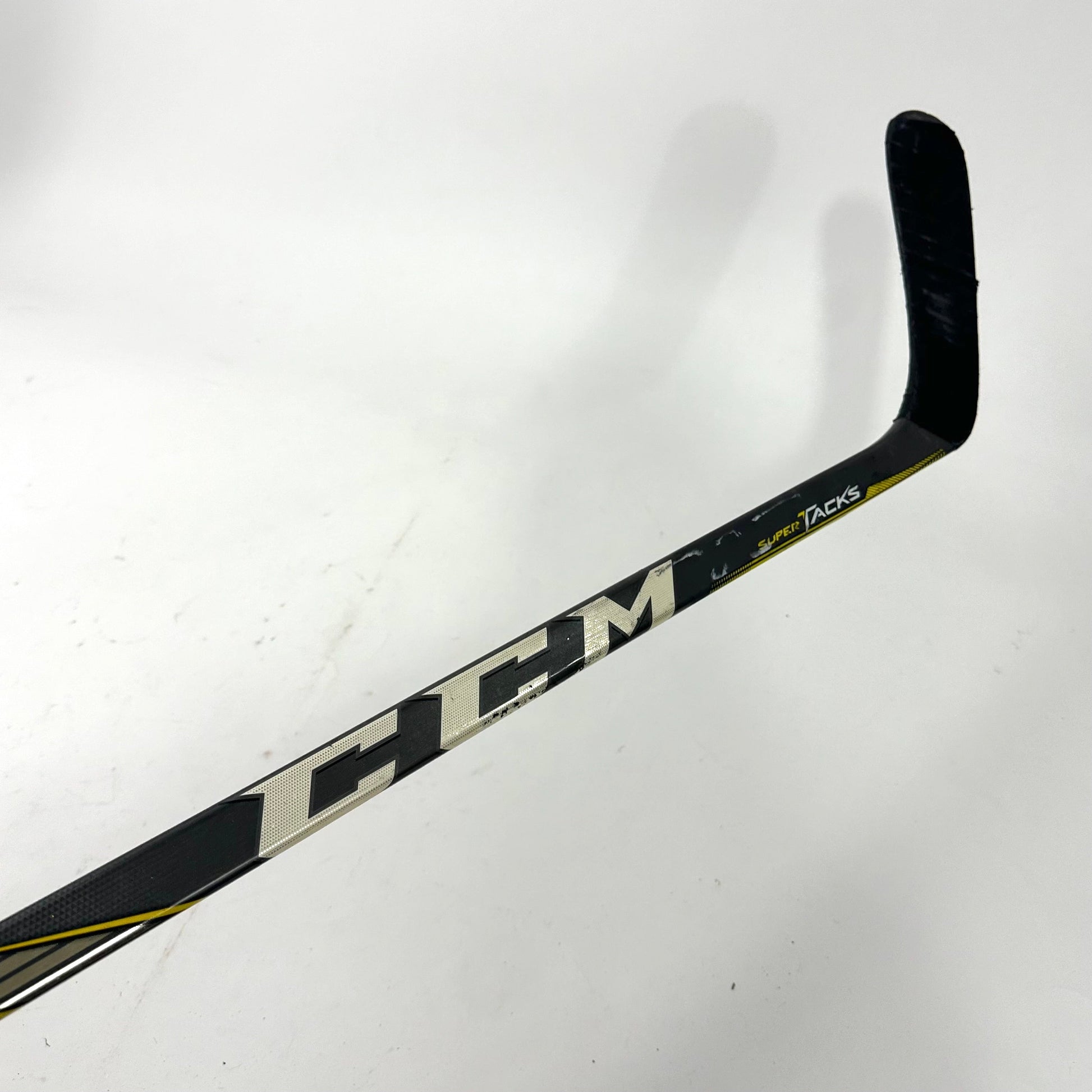 Used Left CCM Super Tacks 90 Flex Heel Curve Grip | RADULOV | G421 - Top Flight Hockey