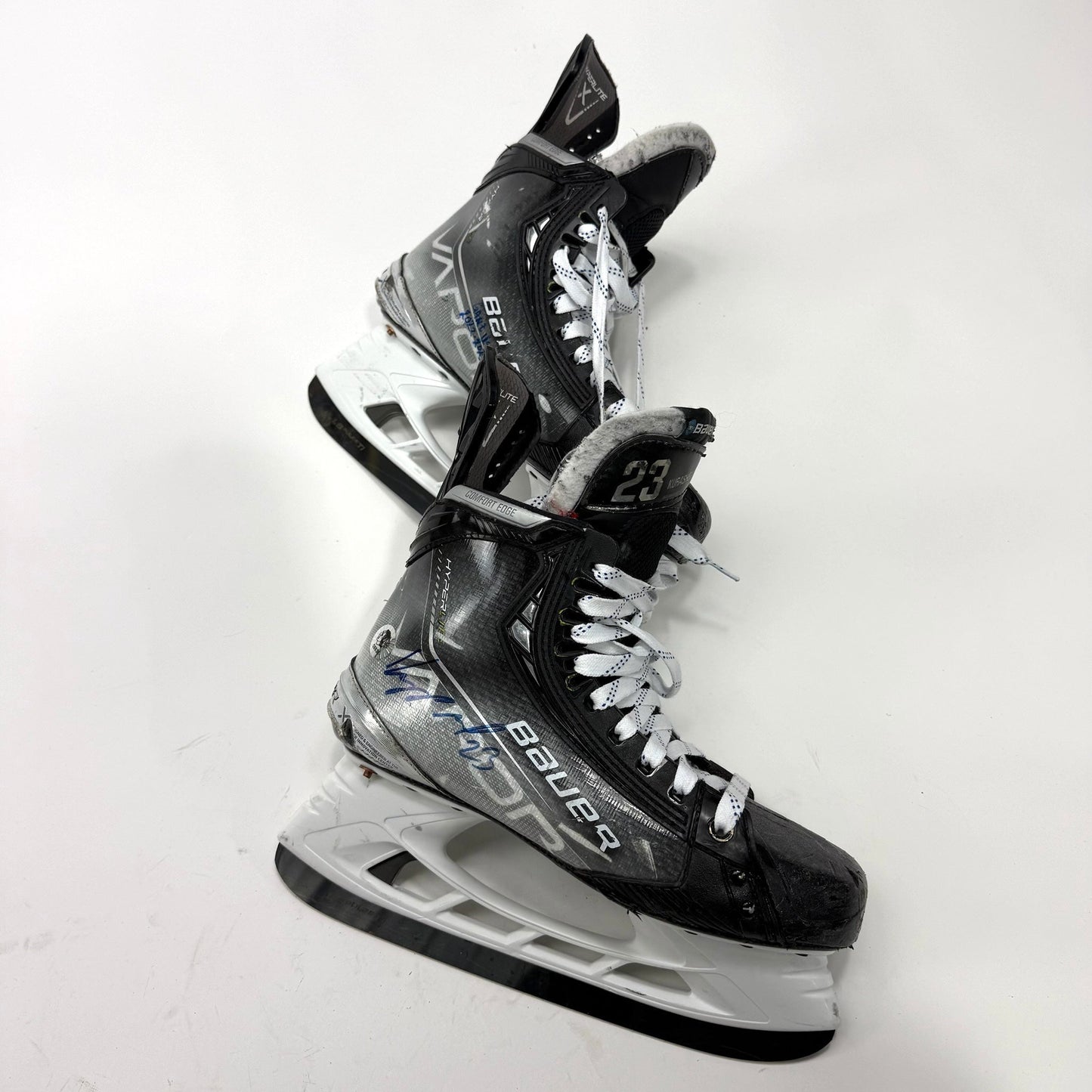 Used Bauer Vapor Hyperlite Skates | 8 1/2 C | Kurashev | BH391 - Top Flight Hockey