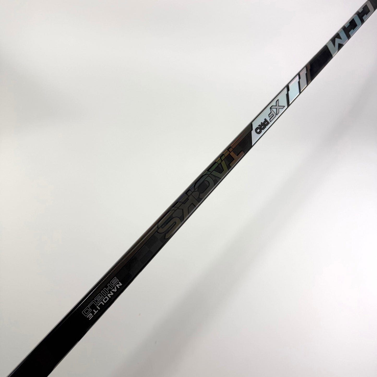 New Right CCM Tacks XF Pro | 85 Flex P28M Curve Grip | #A437