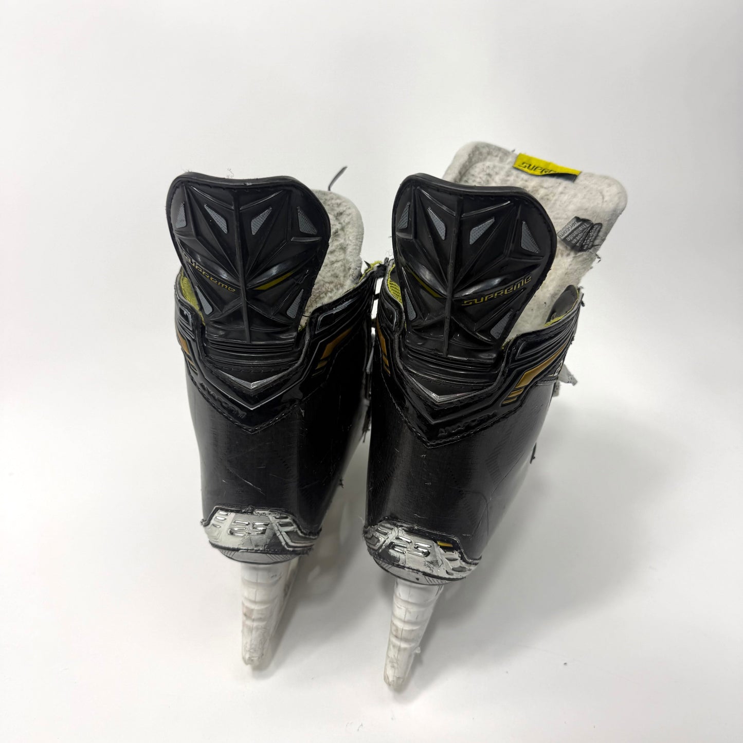 Used Bauer Supreme 2S Skates | 8 D | Q404