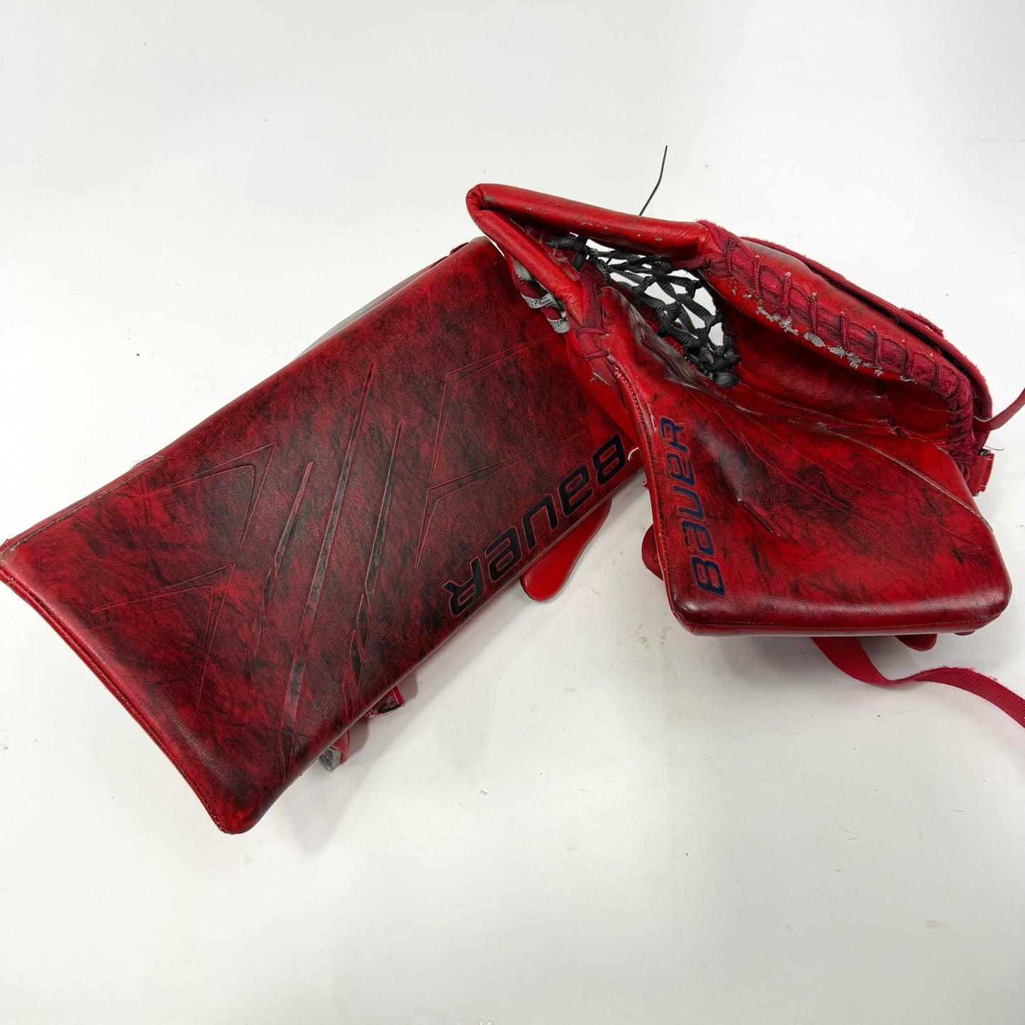 Used Regular Red Bauer Vapor Hyperlite Goalie Glove and Blocker | AB526