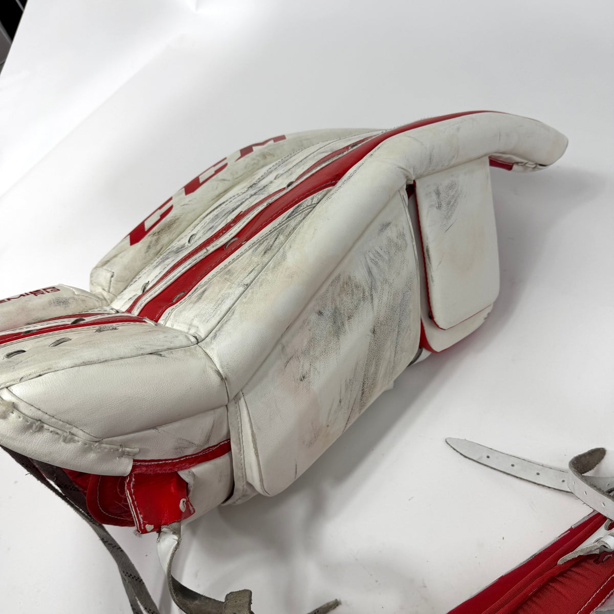 Used White and Red CCM Premier R1.9 Goalie Pads | 29+1" | AB356
