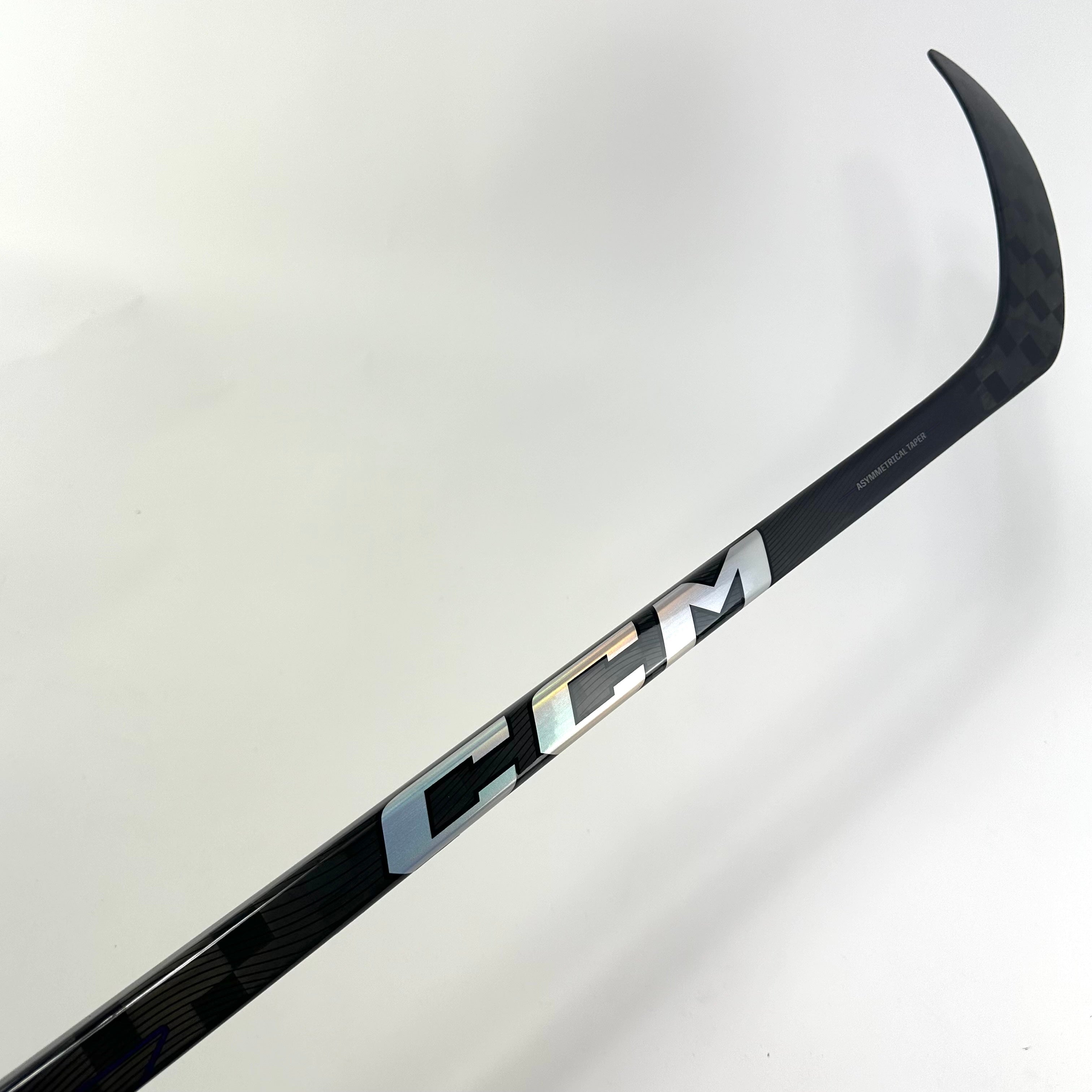 New Right CCM Ribcor Trigger 7 Pro | P90 Curve 90 Flex Grip | Clutterbuck | M468