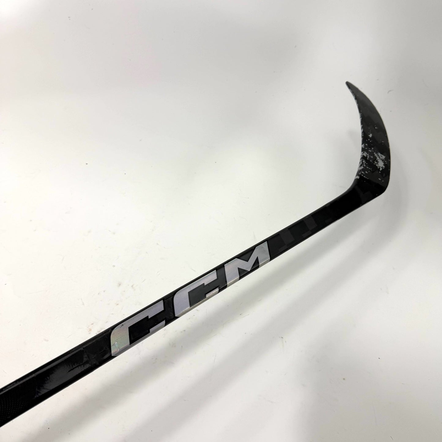 Repaired Right Black CCM Jetspeed FT8 Pro | 80 Flex P92M Curve Grip | J397