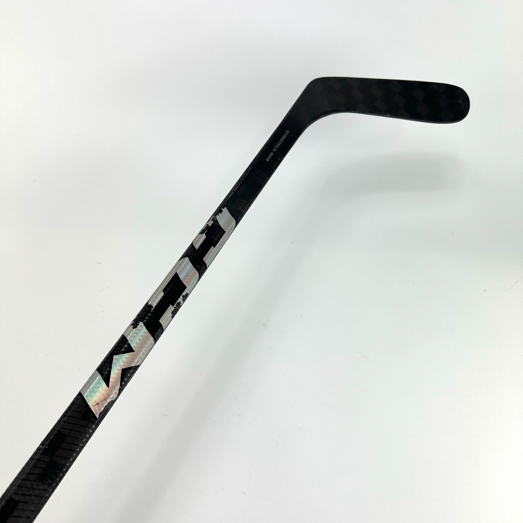 Used Right CCM Ribcore Trigger 8 Pro | 80 Flex Custom Curve Grip | K435