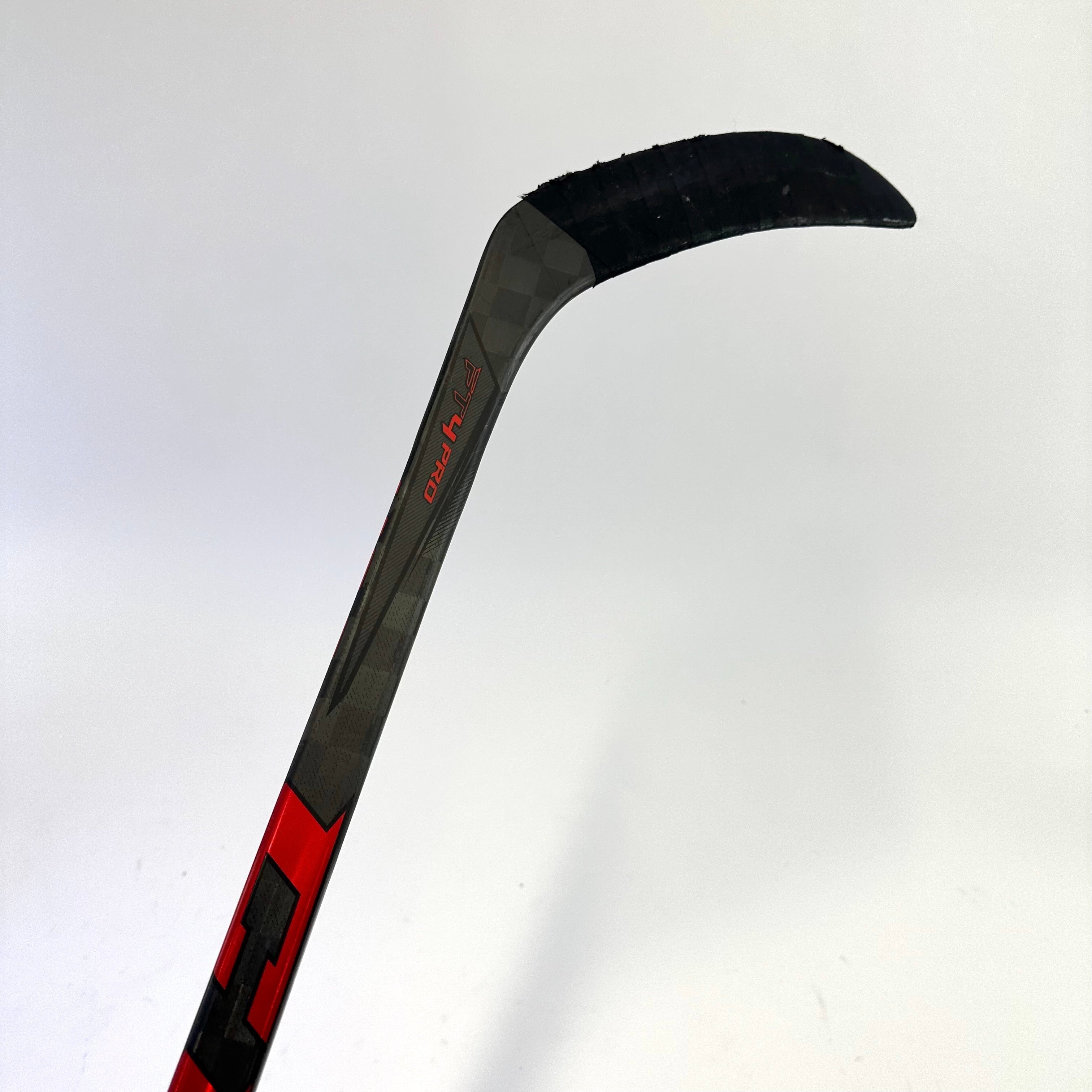 Used Left Handed Blue CCM Jetspeed FT4 Pro | 85 Flex | P28 Curve | Grip | A902