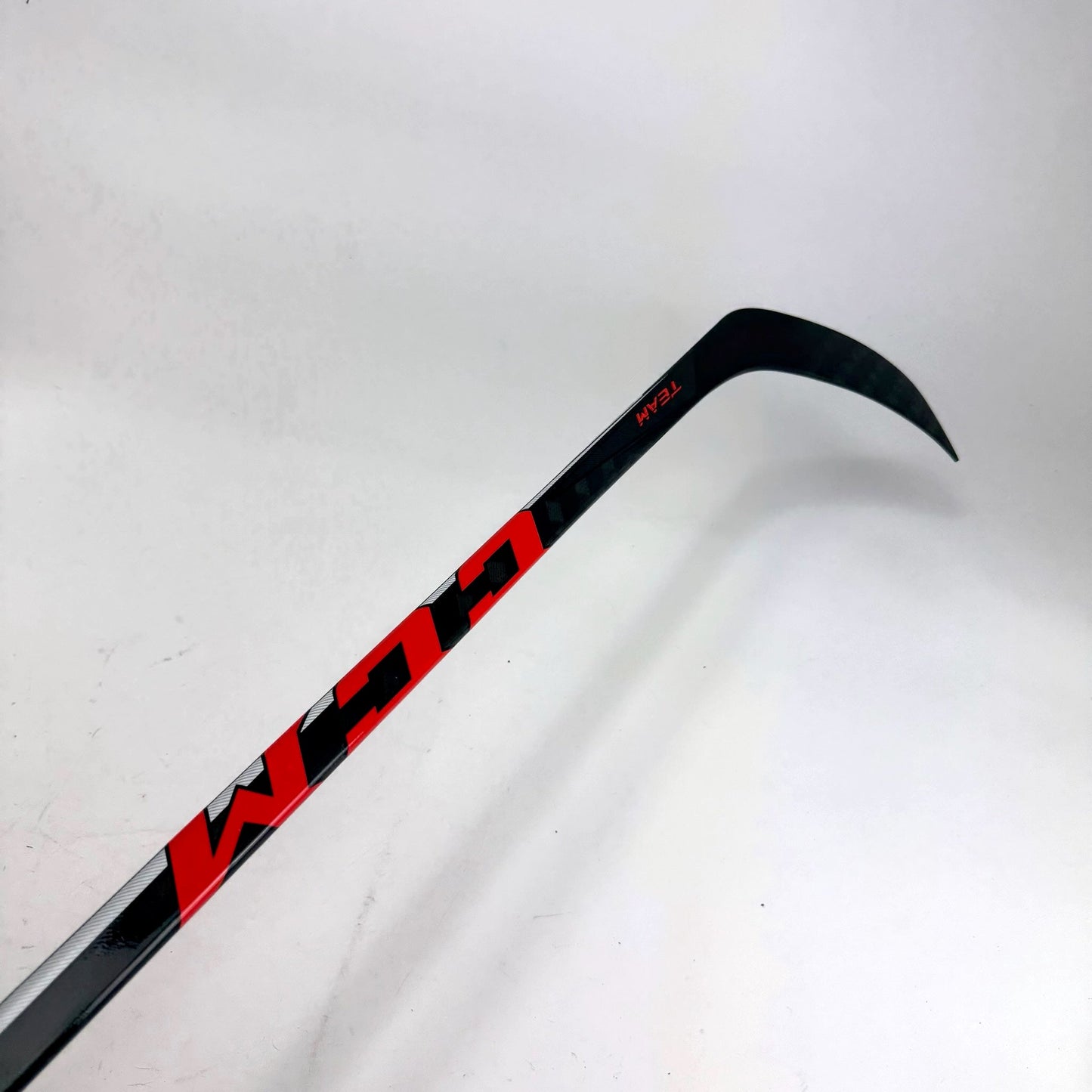 New Left CCM Jetspeed Team | 65 Flex P28 Curve Grip | F23
