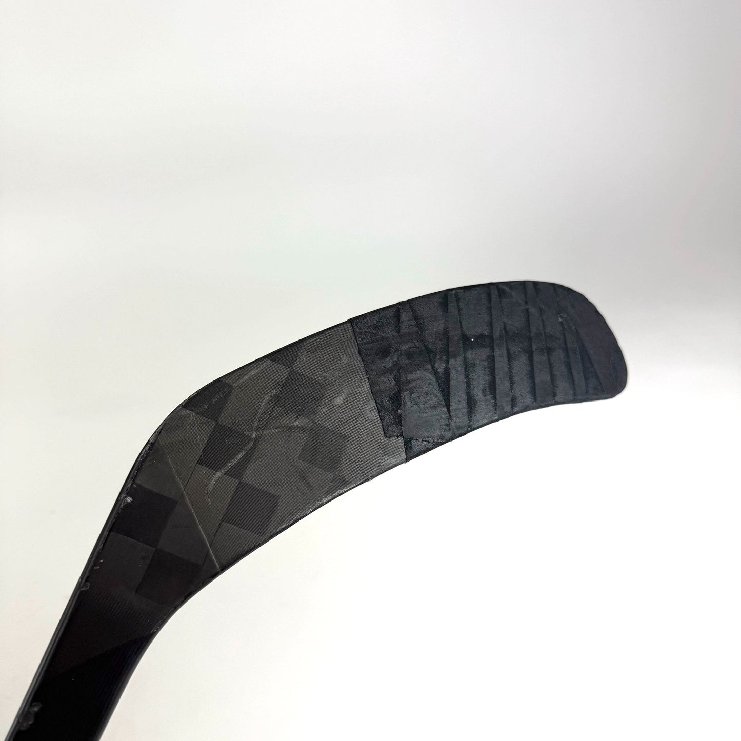 Used Left Black CCM Jetspeed FT7 Pro | 95 Flex P92M Curve Grip | D253