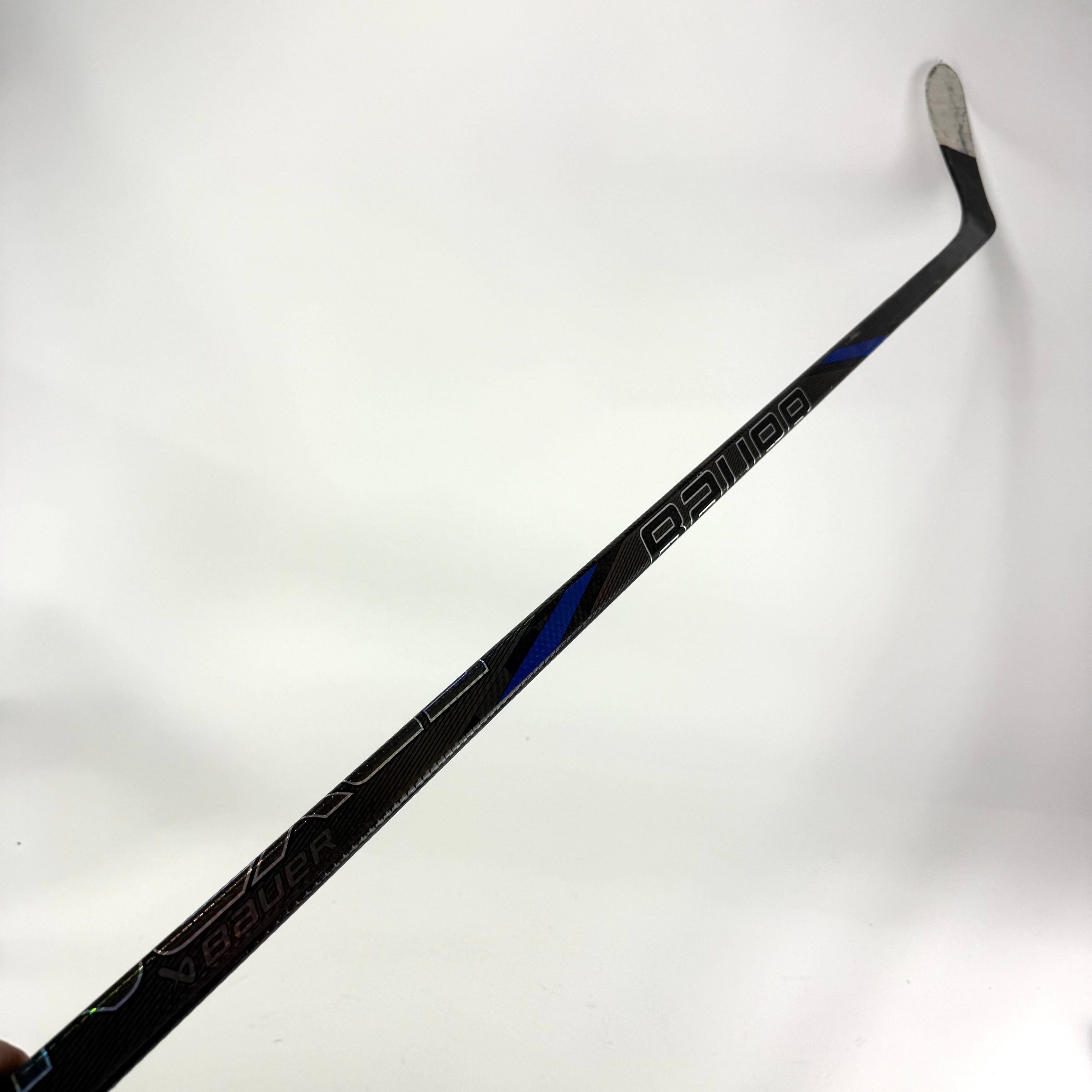 Repaired Left Blue Bauer Nexus Tracer | 82 Flex P28 Curve Grip | R14 - Top Flight Hockey