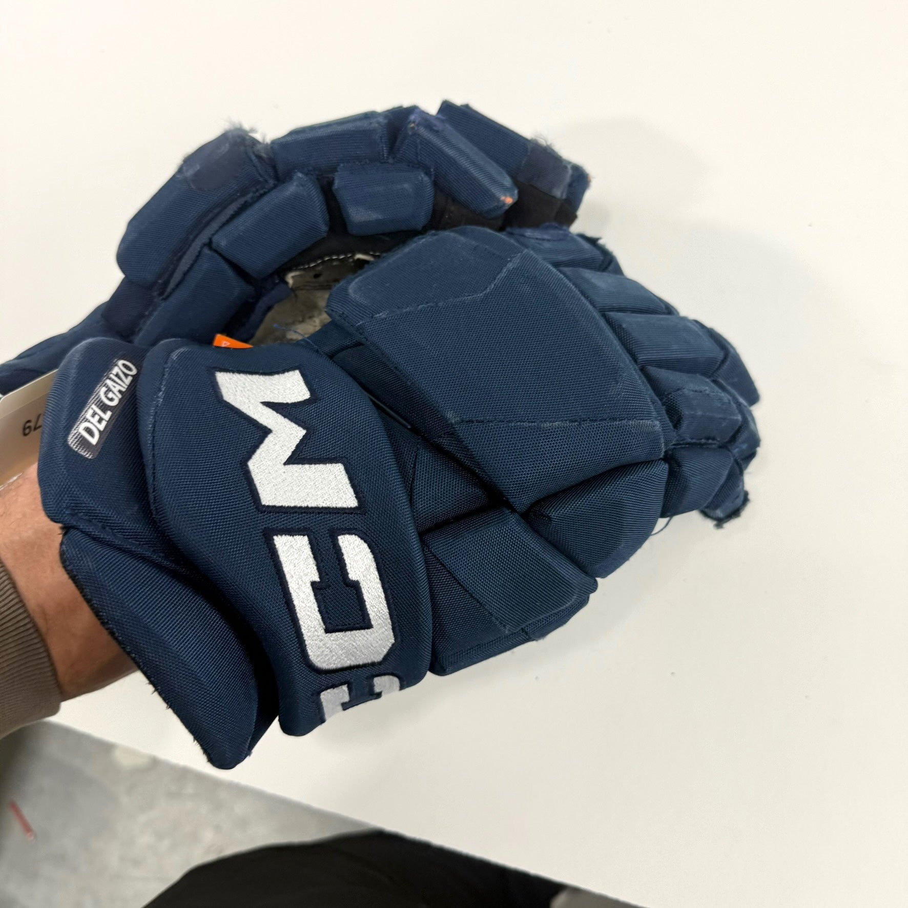 Used Navy CCM Jetspeed Pro Gloves | 14" | D379