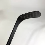Used Right CCM Ribcor Trigger 8 Pro | 85 Flex | P90T Curve Grip | E727 - Top Flight Hockey