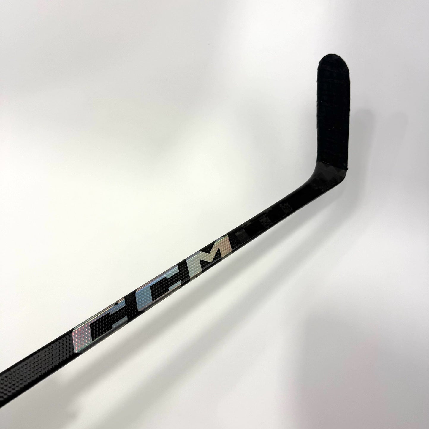 Used Left CCM Ribcor Trigger 9 Pro | 85 Flex P28M Curve Grip | J184