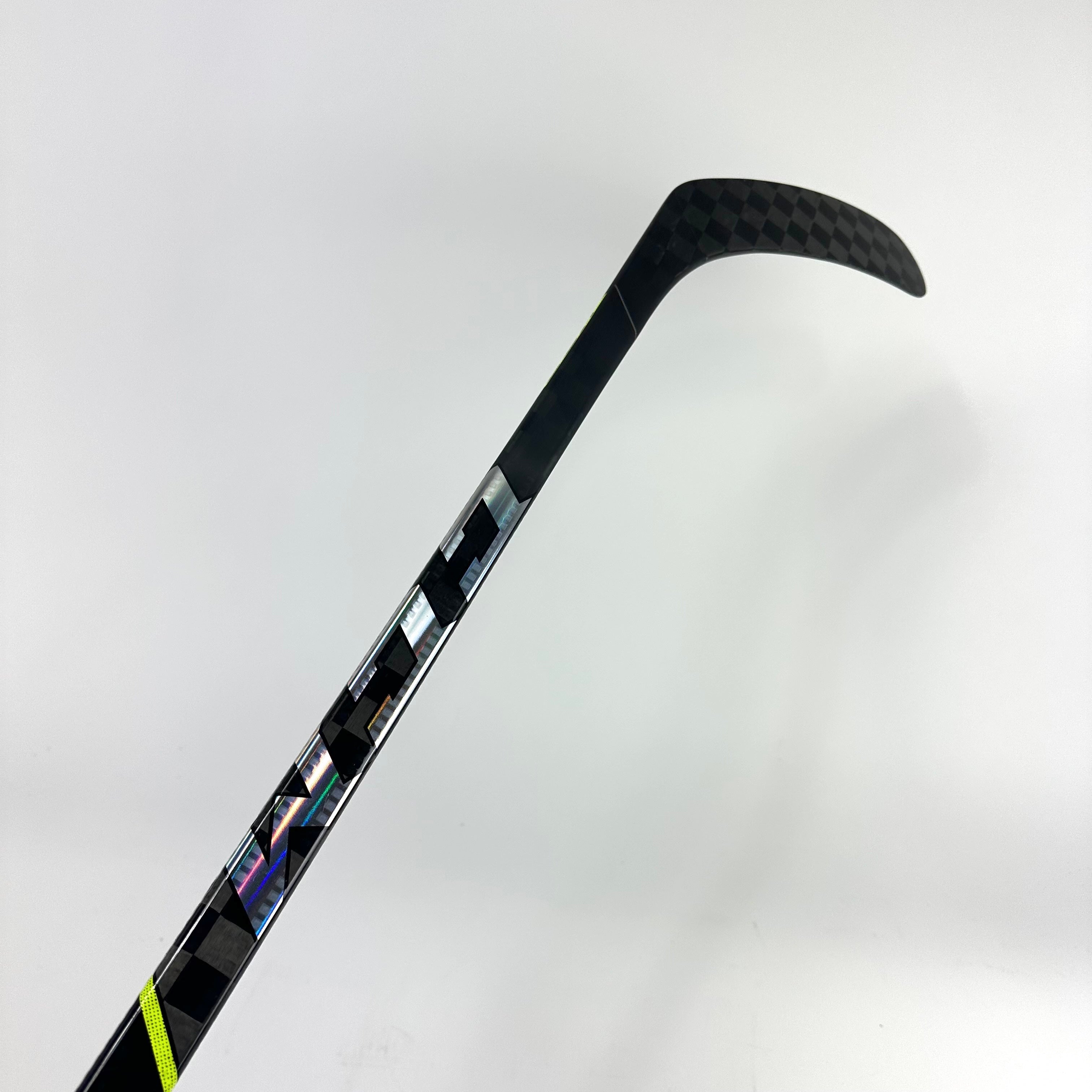 New Left CCM Super Tacks AS3 Pro | 85 Flex PM9 Curve Grip | C81