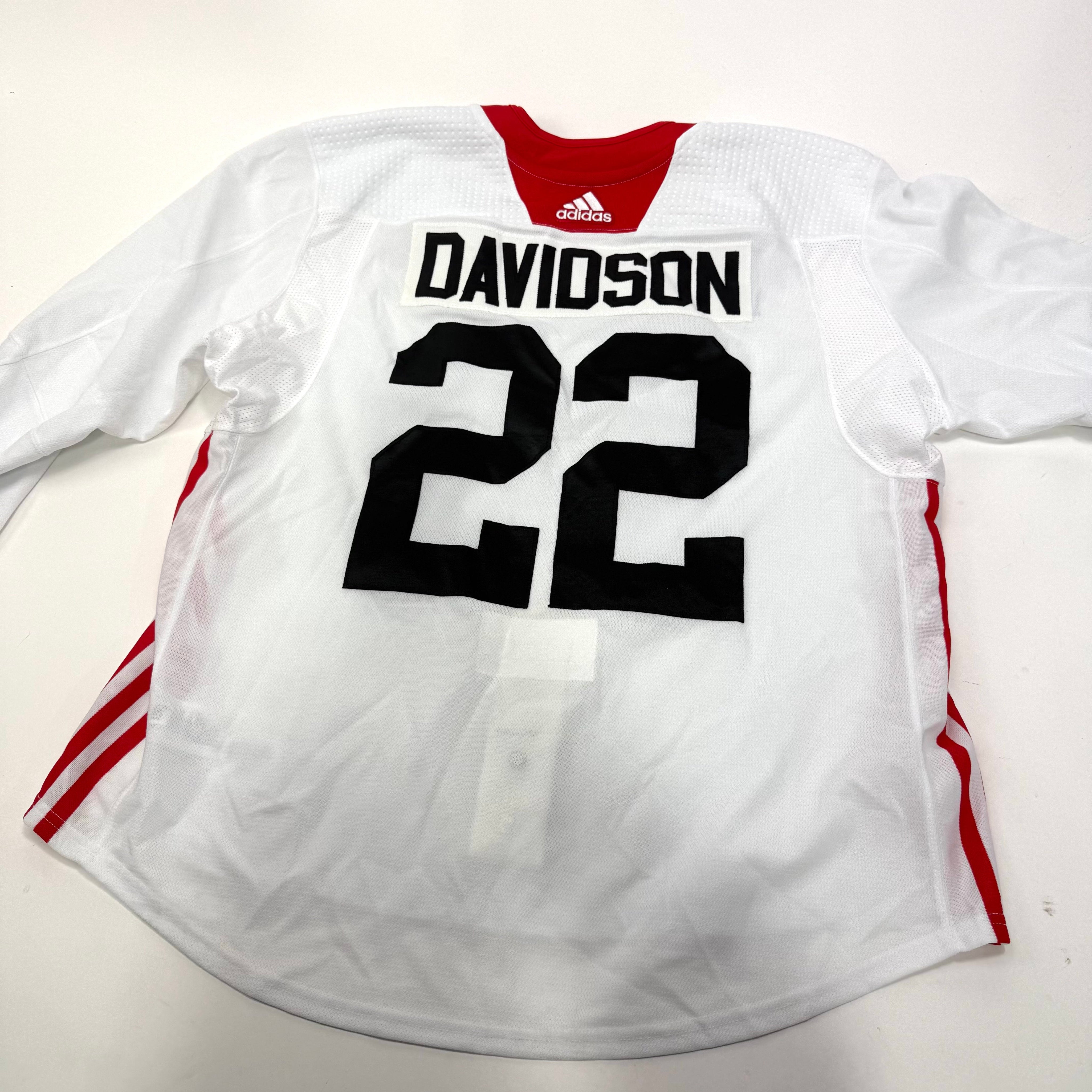 Used White Chicago Blackhawks Adidas MIC Practice Jersey | Size 58 | Davidson #22 - Top Flight Hockey