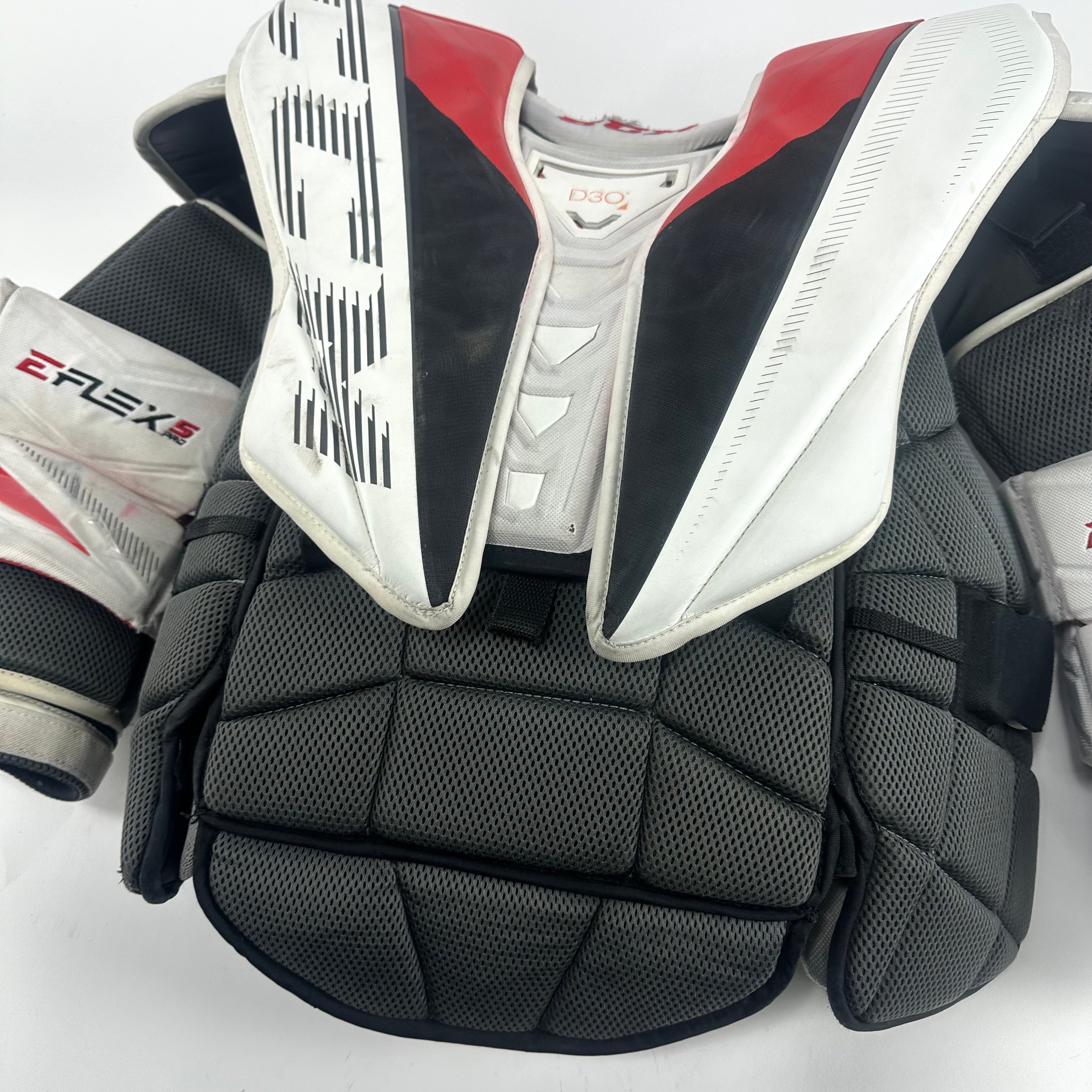 Used CCM E Flex 5 Pro Goalie Chest Protector | Senior Large