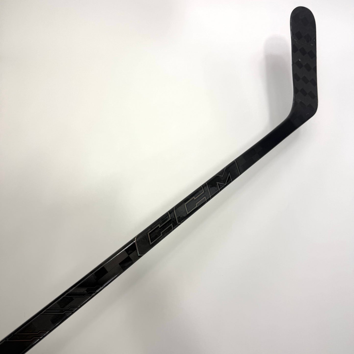 Used Left CCM XF Ghost | 95 Flex P92M Curve Grip | BH442 - Top Flight Hockey