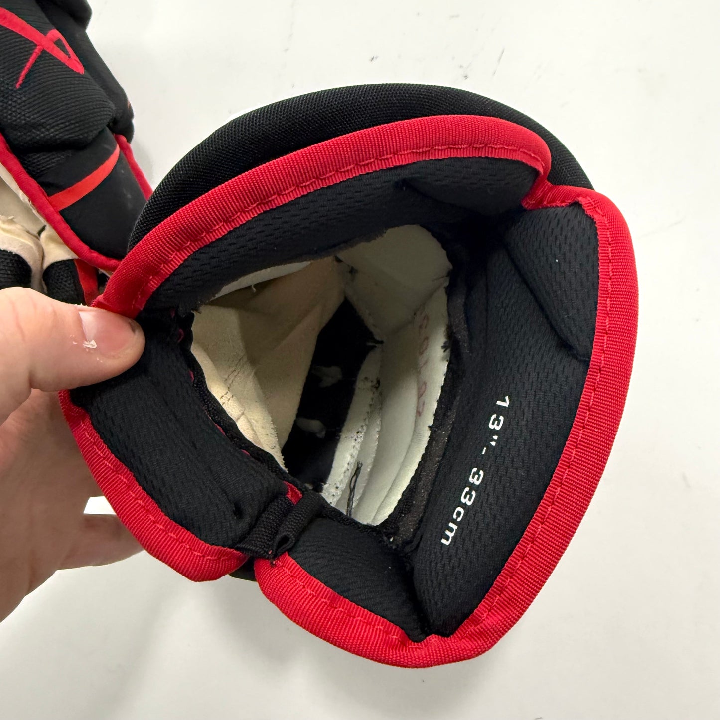 Used Black and Red Chicago Blackhawks Bauer Hyperlite Gloves | 13" | Nick Foligno | BH276 - Top Flight Hockey