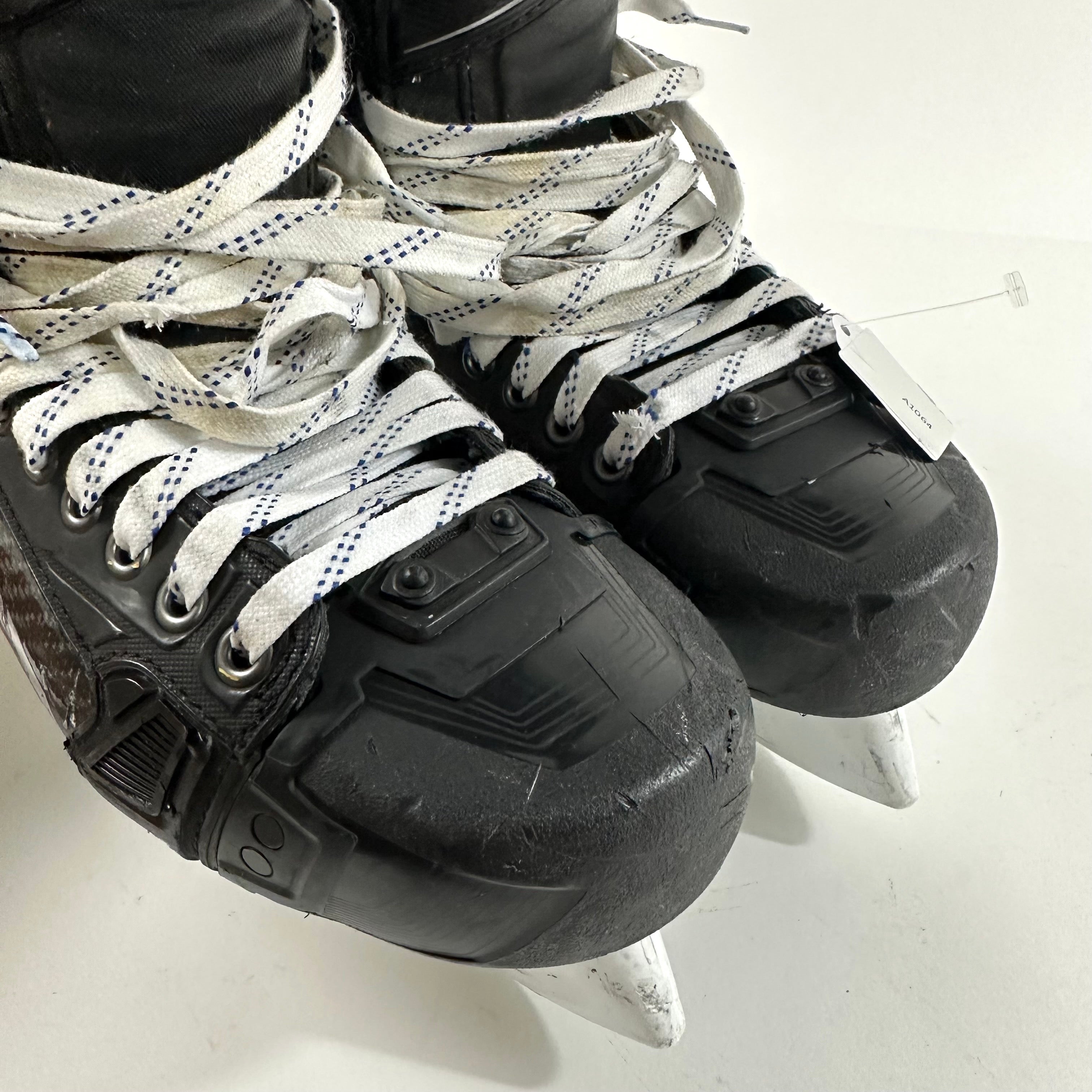 Used CCM Super Tacks ASV Pro Skates | Size 11D | A1064