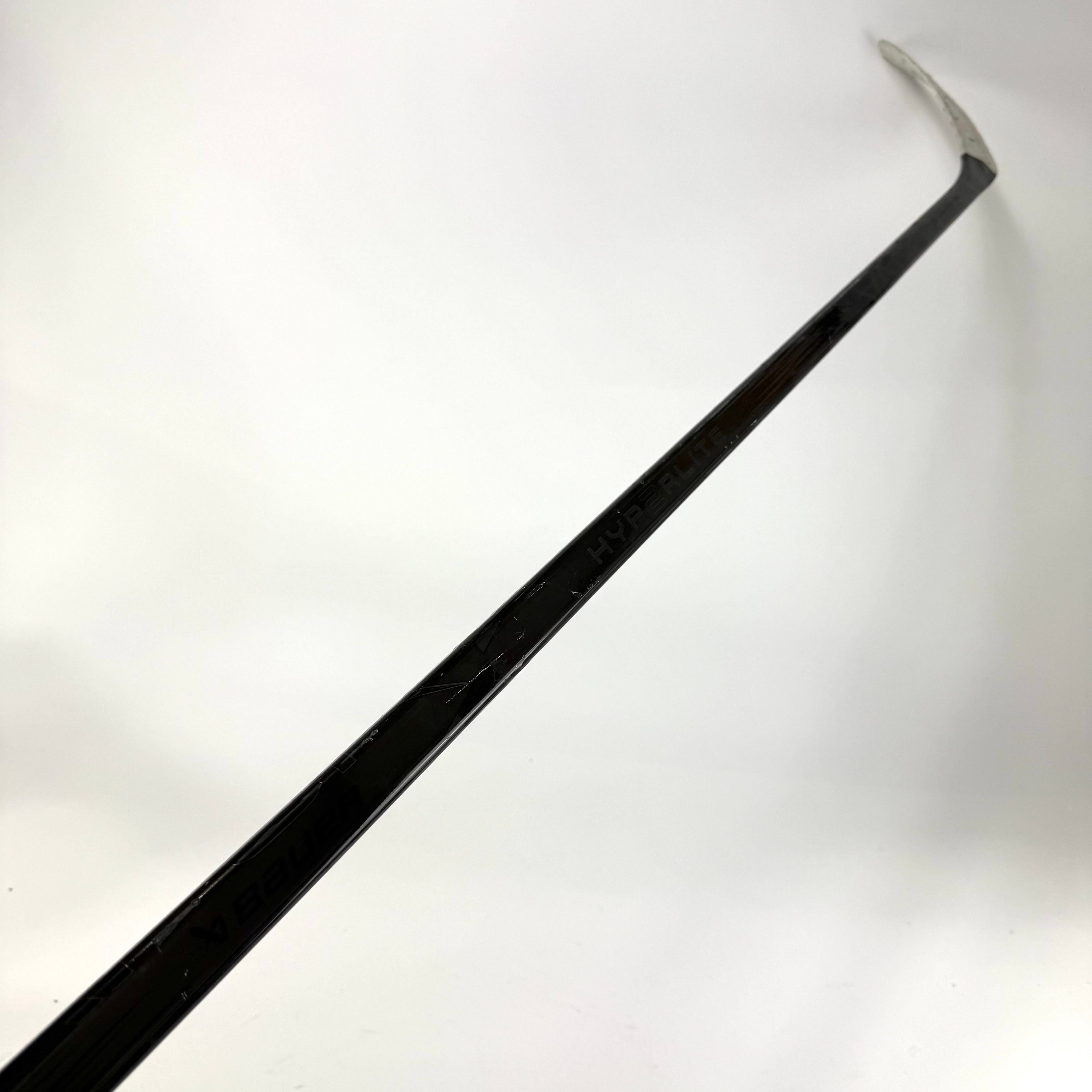 Repaired Right Black Bauer Vapor Hyperlite 2 | 87 Flex Custom Curve Grip | R28 - Top Flight Hockey