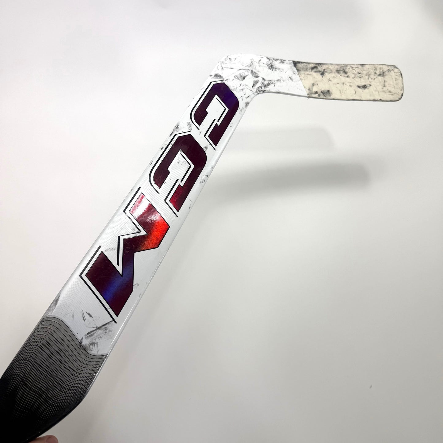 Used Full Right White and Maroon CCM XF Pro Goalie Stick | 26" Paddle P31 Curve | BH448