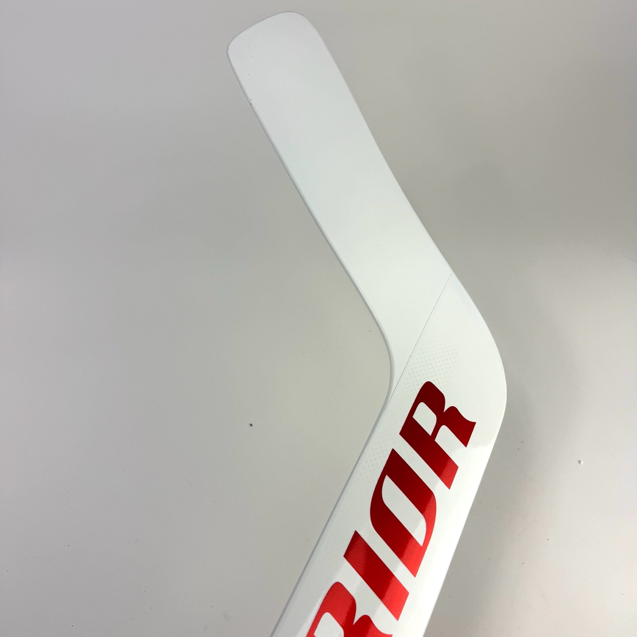 New Regular White and Red Warrior Ritual V4 | 26" Paddle W31 Curve | Bednar | J793 - Top Flight Hockey