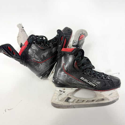 Used Bauer Vapor 3x Pro Skates | 2.5 D | AB379