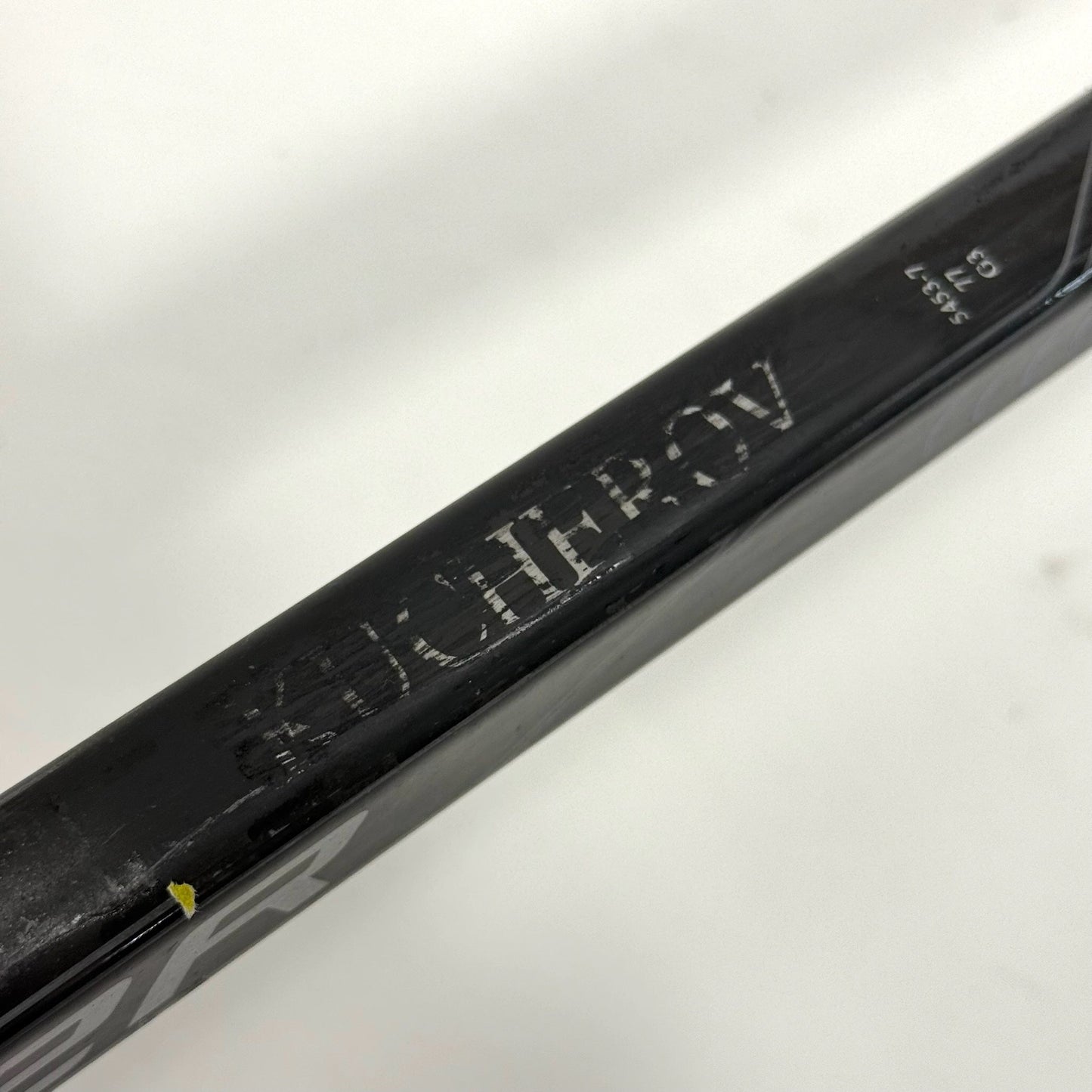 Use Left Bauer Nexus 1N | 77 Flex Custom P92 Curve Grip | Kucherov | BH231