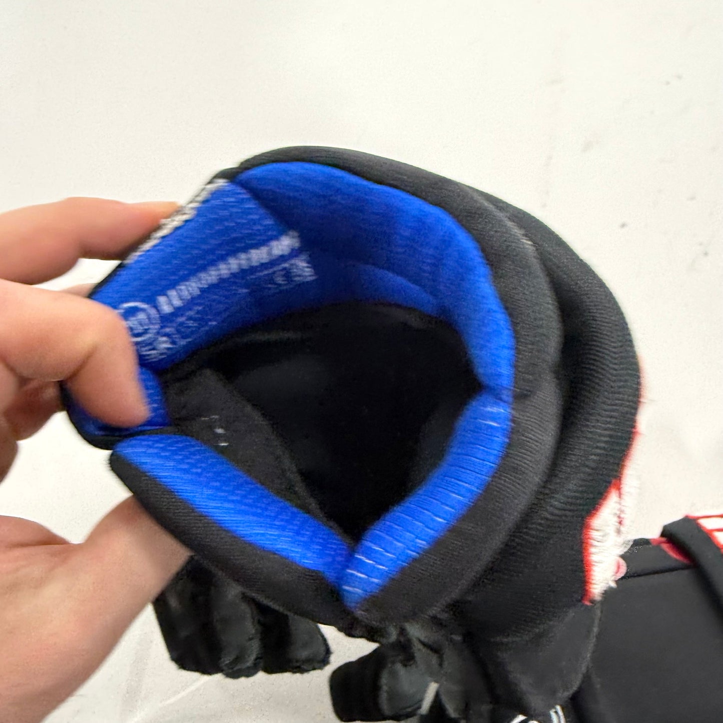 Used Black and Red Chicago Blackhawks Warrior Covert Pro Gloves | 13" | Reichel | BH278