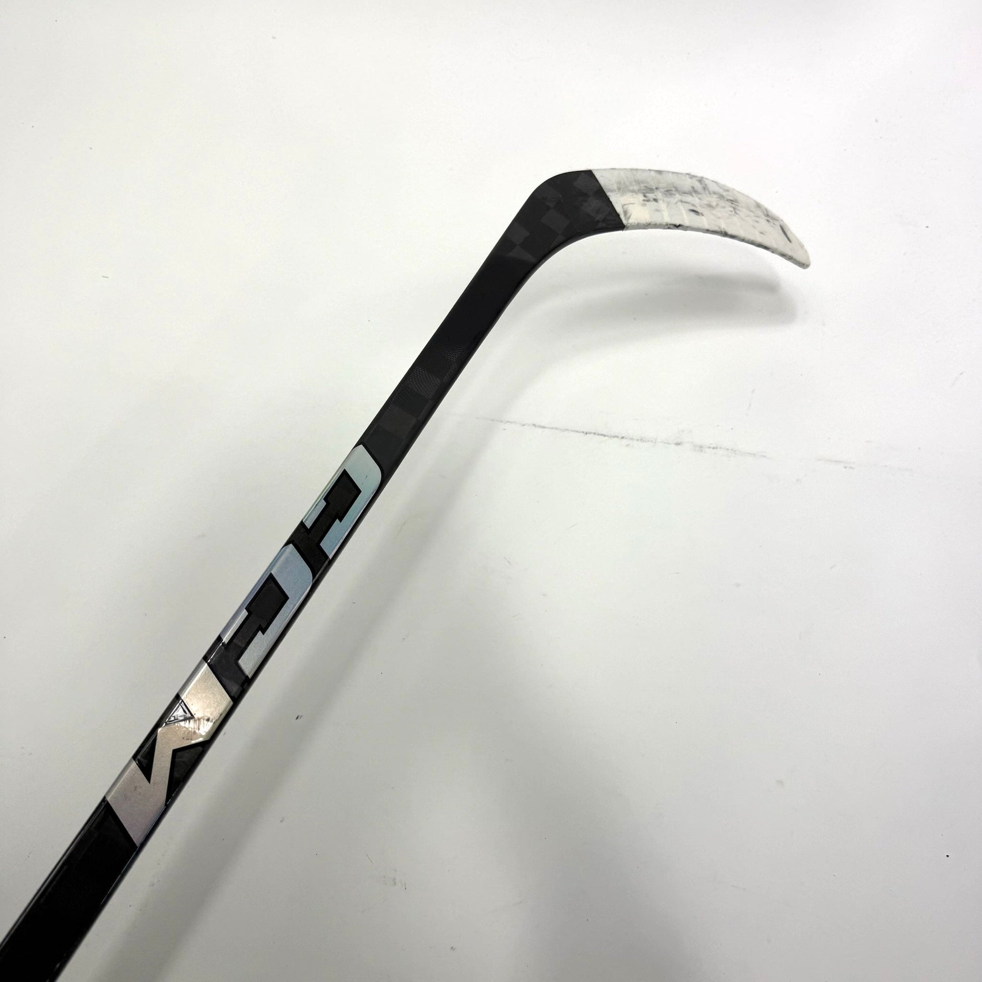 Used Left Black CCM Jetspeed FT8 Pro | 85 Flex P92 Curve Grip | Jason Dickinson | BH122 - Top Flight Hockey