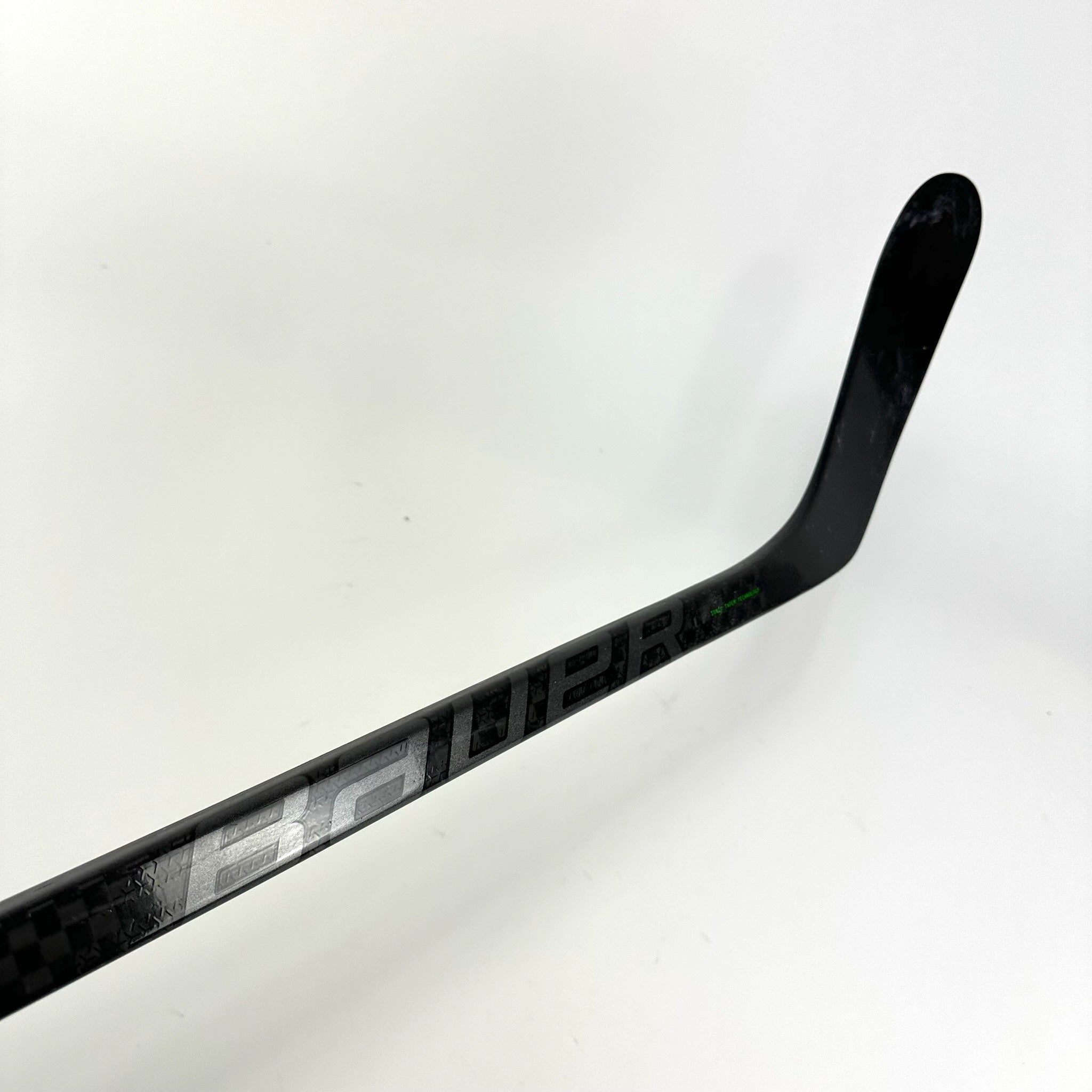 New Left Black Bauer Supreme Ultra Sonic | 77 Flex P28 Curve Grip | Kucherov | K78