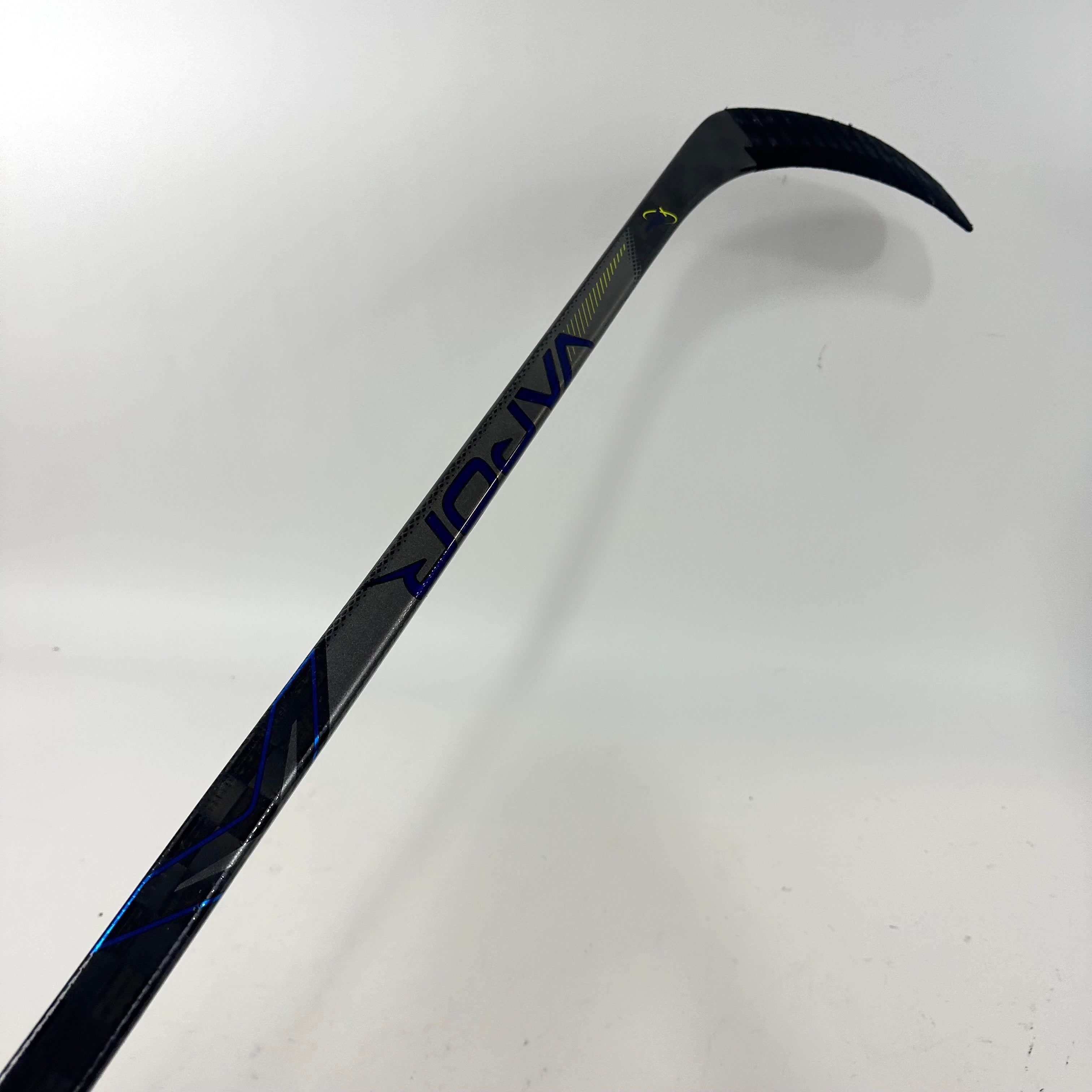 Used Left Handed Blue Bauer Vapor Flylite | P92 Curve | 87 Flex | Grip | Hutton | A329