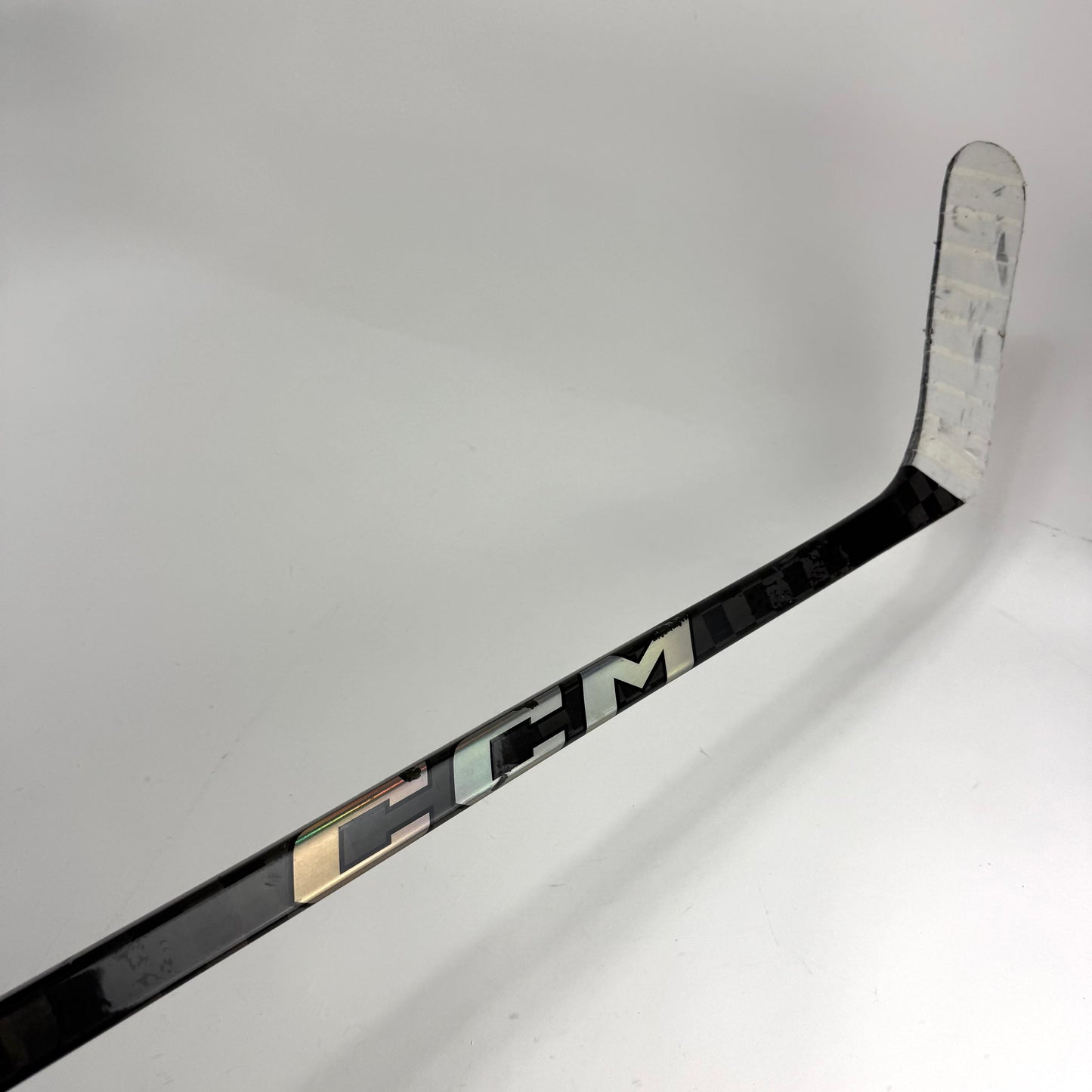 Used Left CCM Ribcor Trigger 9 Pro | 90 Flex P92M Curve Grip | E764