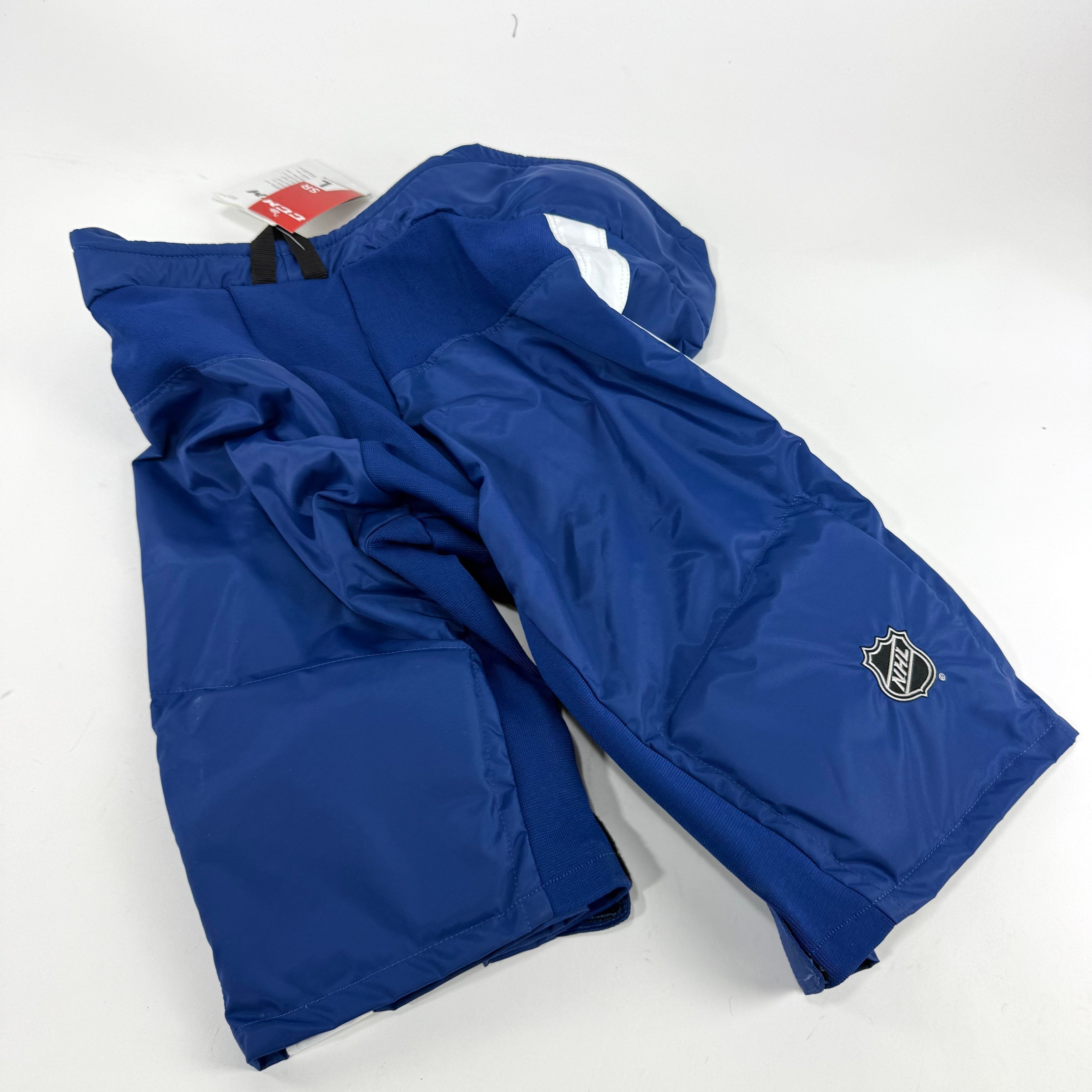 Brand New CCM Toronto Maple Leafs PP90 Large +2" Shell - Top Flight Hockey