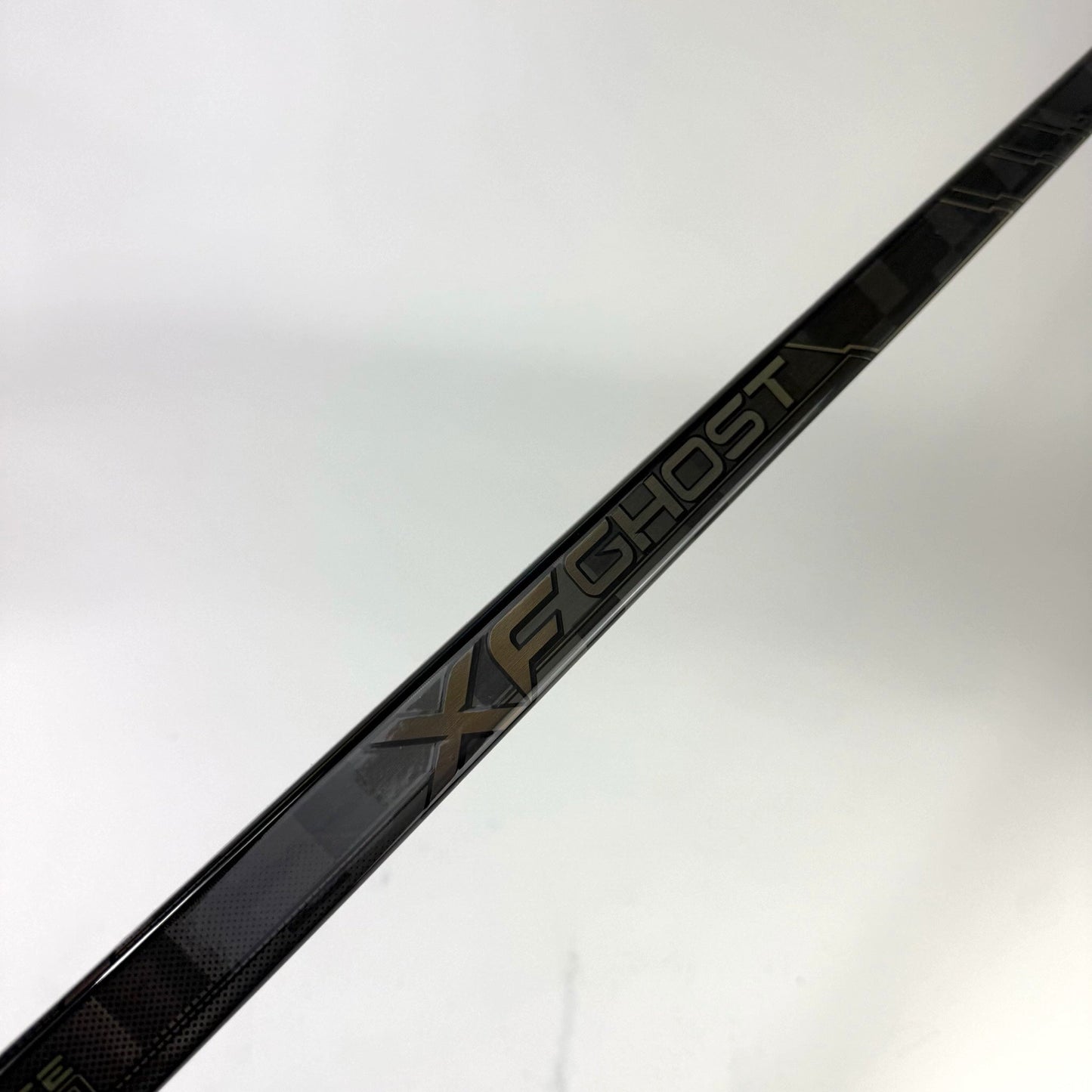 New Left CCM Tacks XF Ghost | 90 Flex P86 Curve Grip | Roman Josi | J464