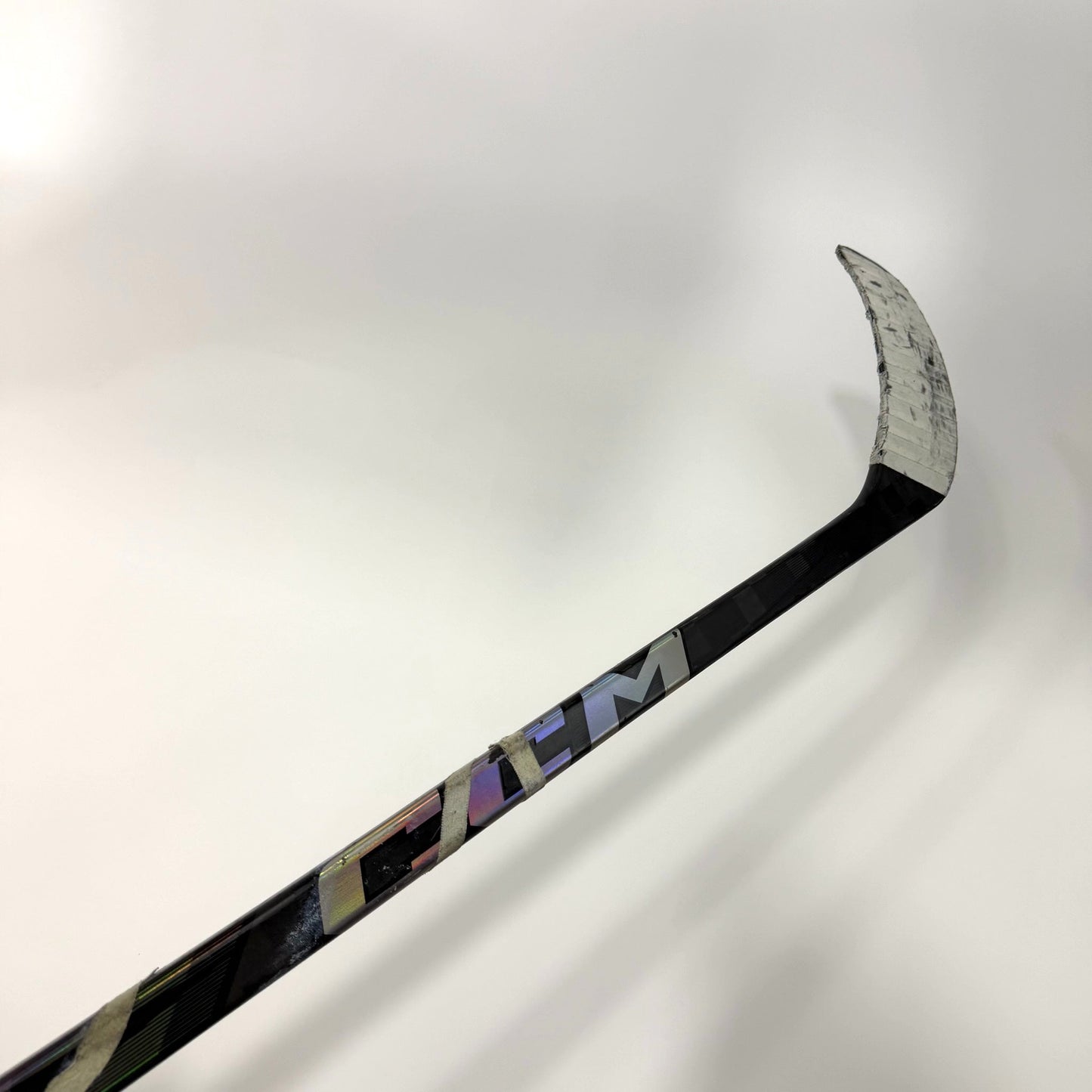 Used Right Black CCM Jetspeed FT7 Pro | 85 Flex P40 Square Toe Curve Grip | AB439