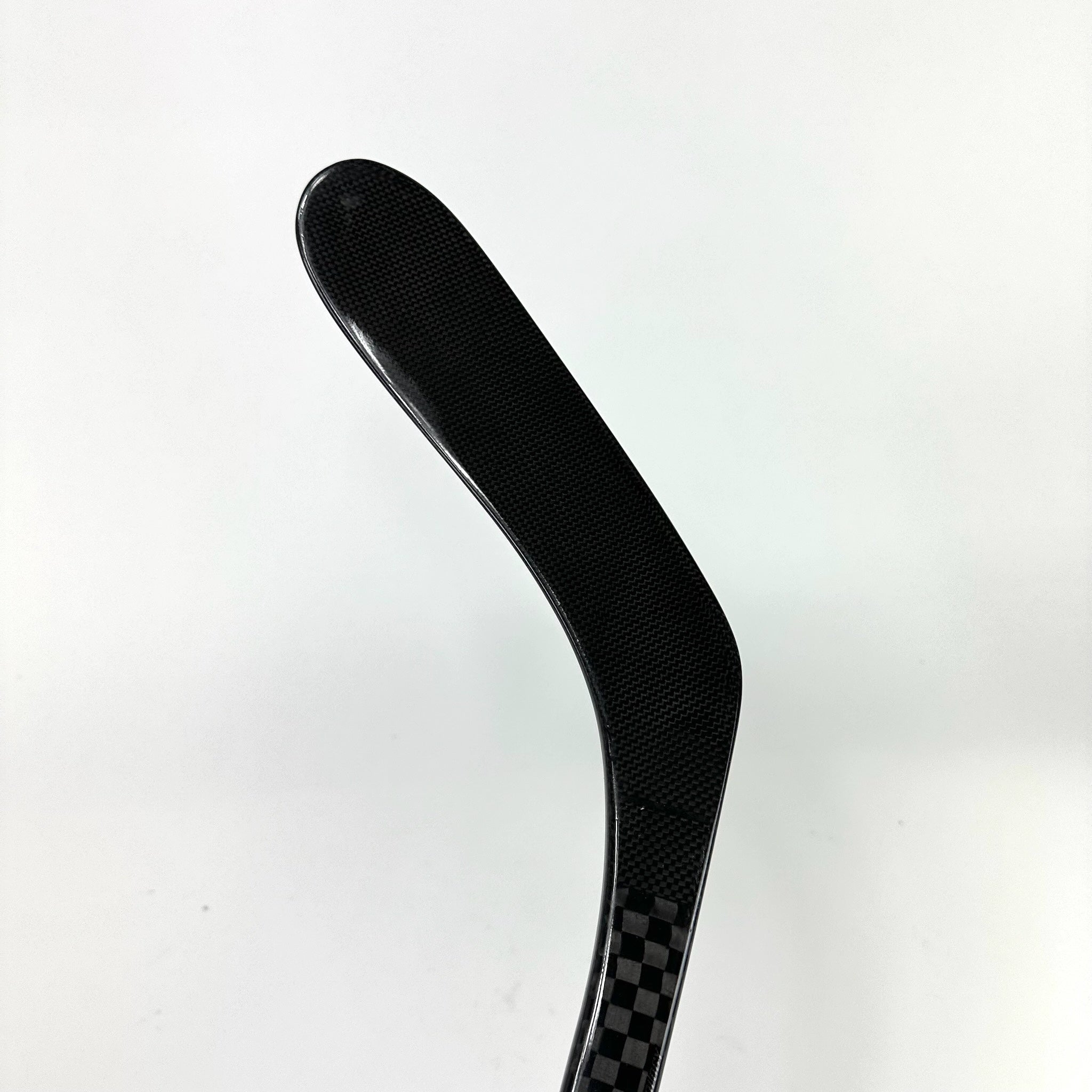 New Left Black Bauer Vapor Hyperlite | 77 Flex Kucherov Curve Grip | Kucherov | K77