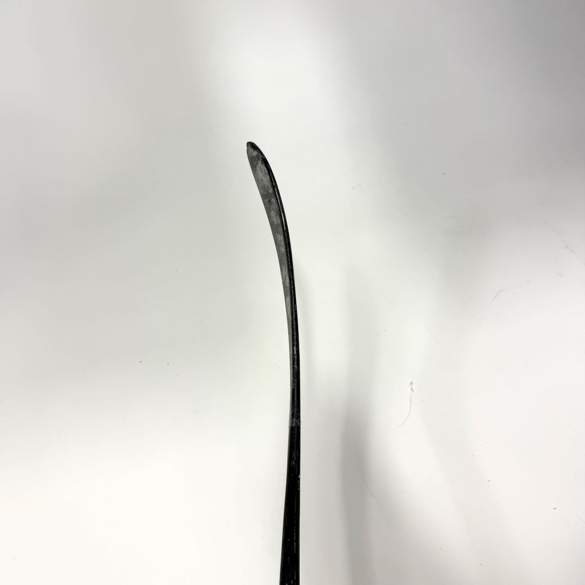 Used Right Orange Supreme 2S Pro | 82 Flex Custom P28 Curve Grip | AB189 - Top Flight Hockey
