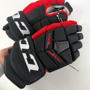 Used Blackhawks CCM HGTK Gloves 15" | L359 - Top Flight Hockey