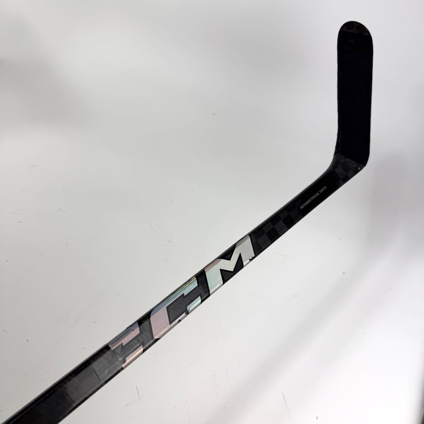 Repaired Left CCM Ribcor Trigger 8 Pro | 80 Flex P92M Curve Grip | R17