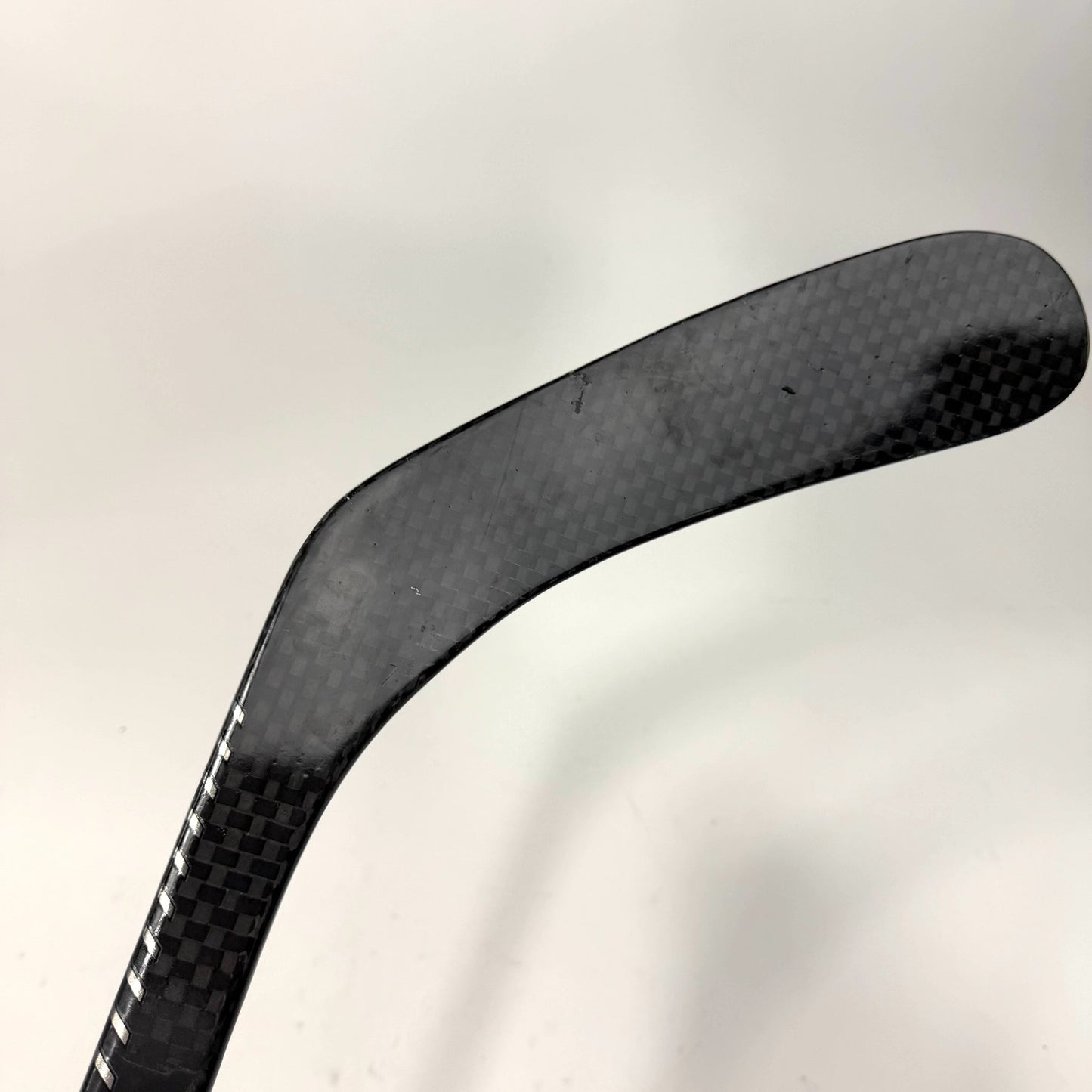 Used Right Warrior Covert QR5 Pro | 85 Flex P92 Curve Grip | Blackhawks Joey Anderson | BH177