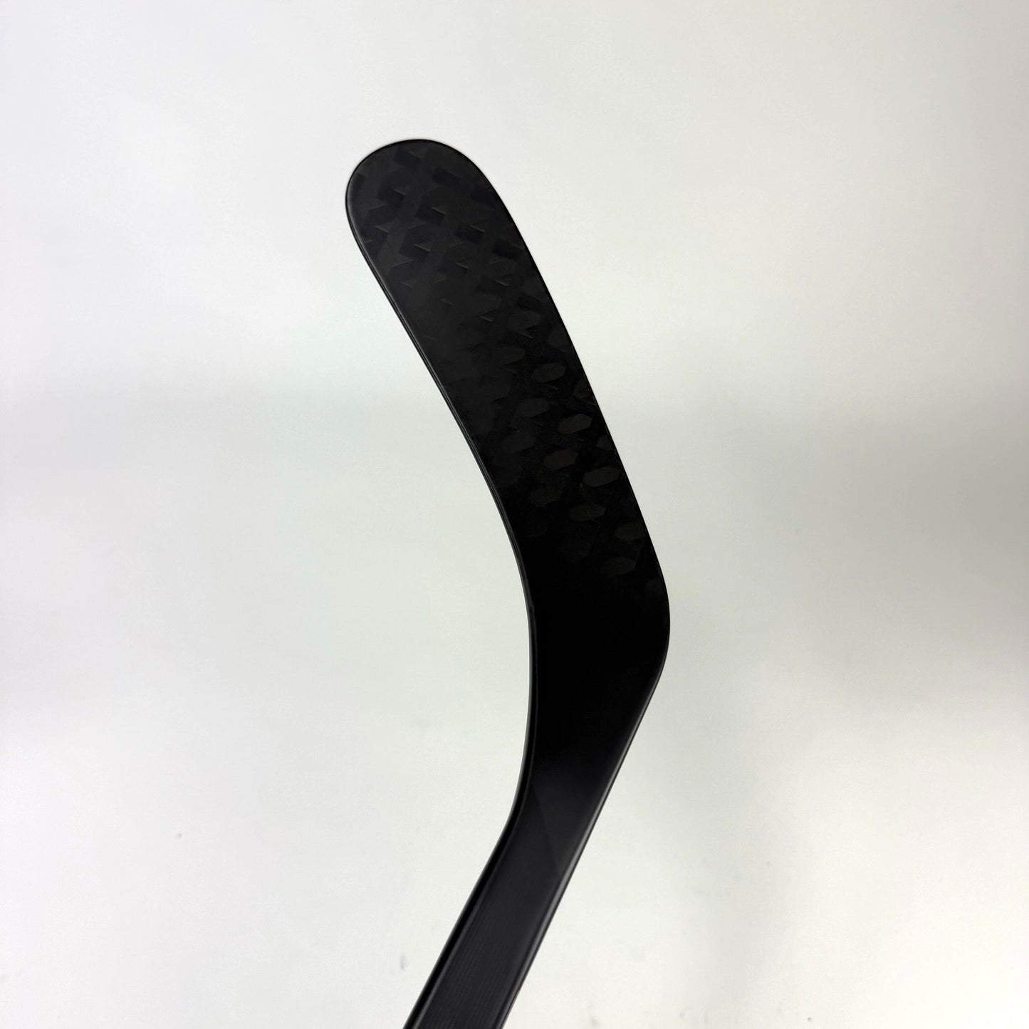 New Left Black CCM Jetspeed FT7 Pro | 85 Flex P92 Curve Grip | Vince Dunn | J473