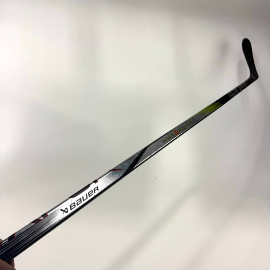 Repaired Left Bauer Vapor Hyperlite 2 | 77 Flex P28 Curve Grip | E680 - Top Flight Hockey