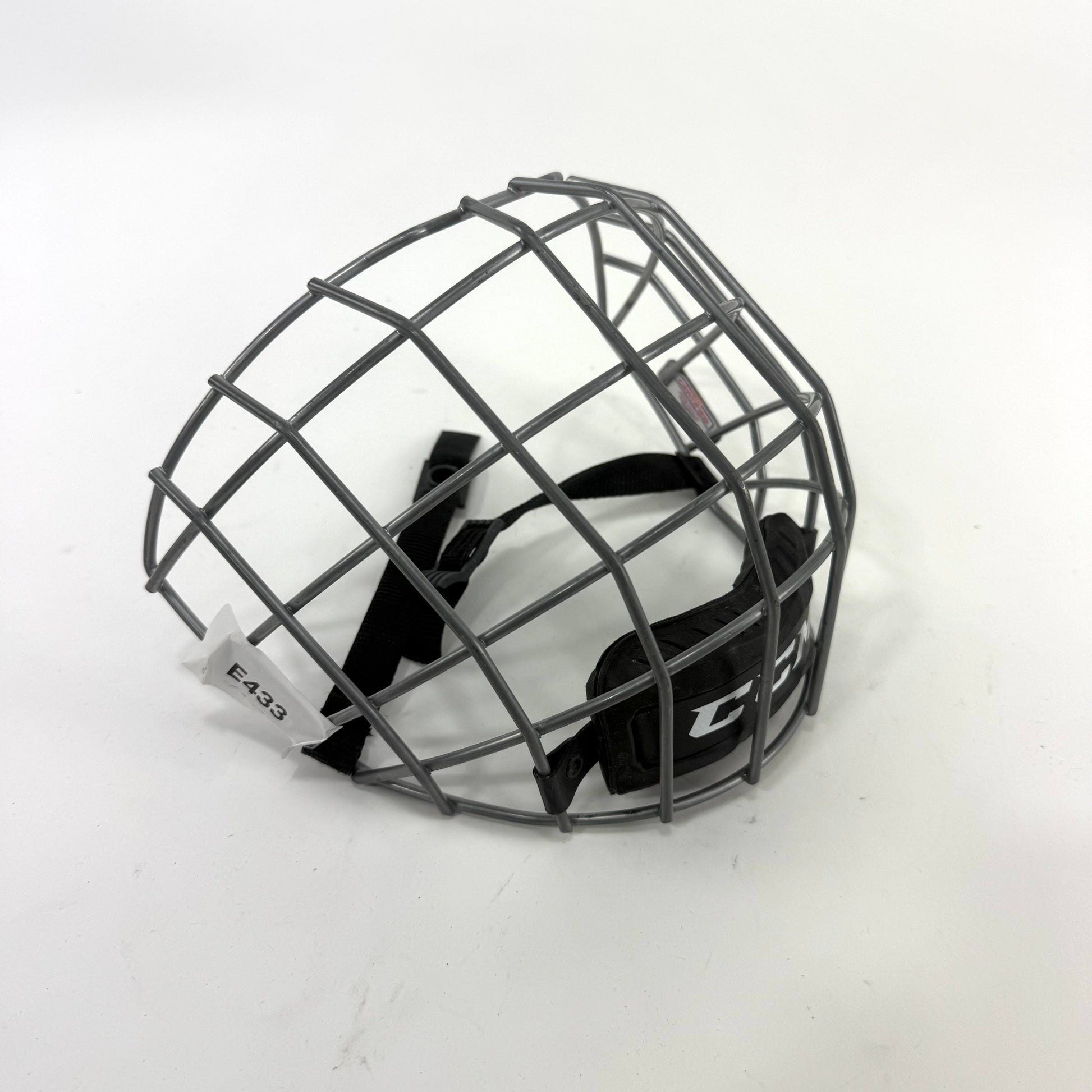 Used Grey CCM Cage | FM Junior | E433 - Top Flight Hockey